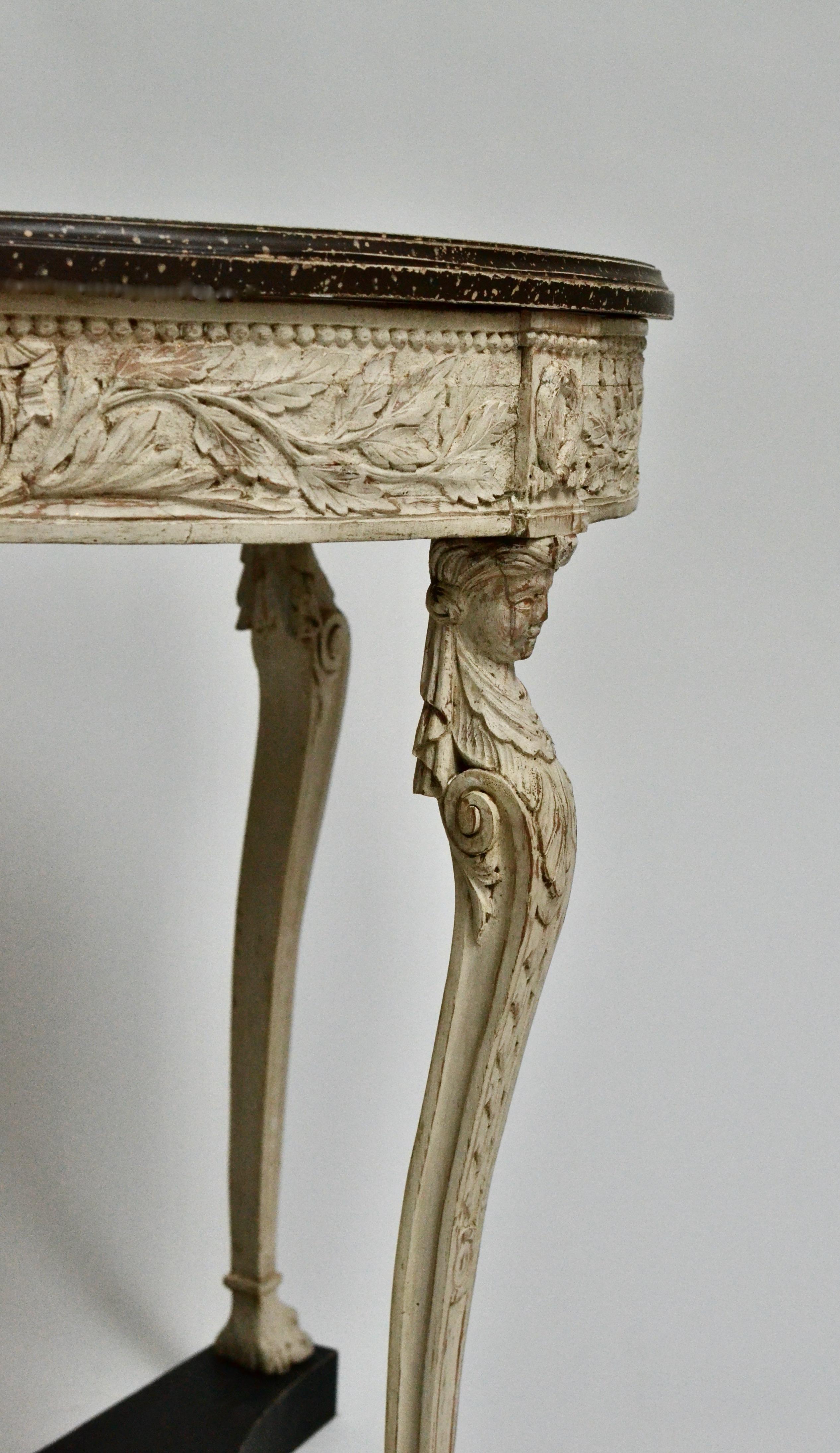 Gustavian Console Table with a Faux Porphyry Painted Top In Good Condition In Stockholm, SE
