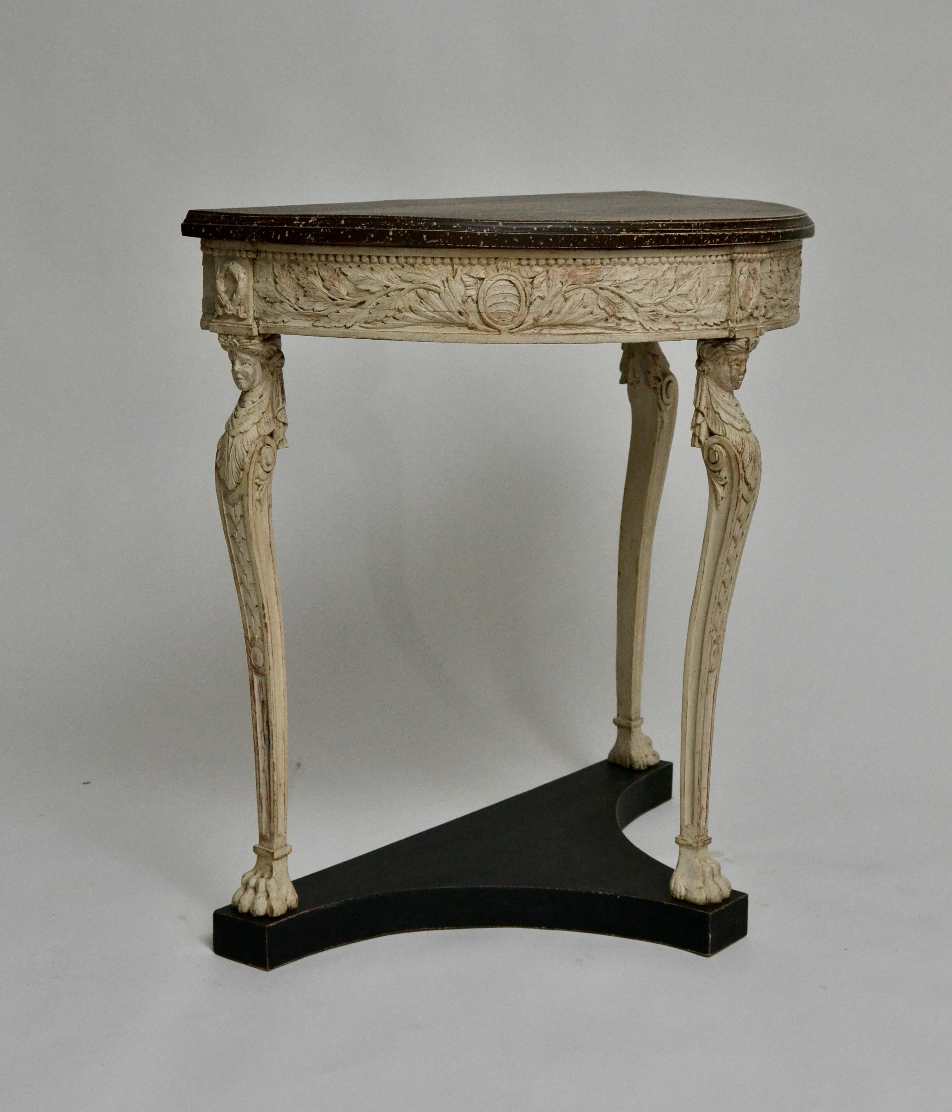 Gustavian Console Table with a Faux Porphyry Painted Top 1