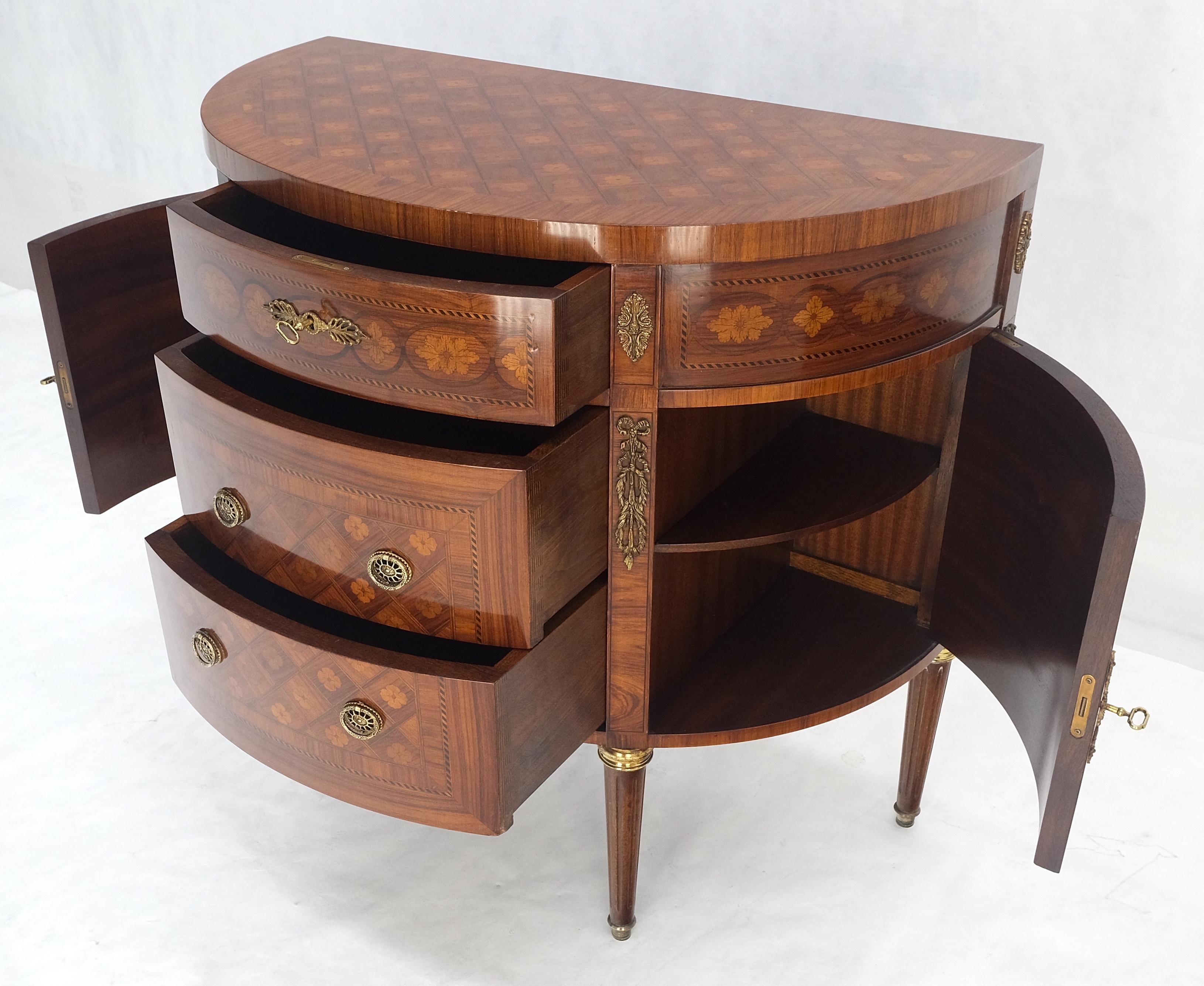 Demi Lune Français Louis XV Commode 3 Tiroirs Marqueterie Bronze MINT en vente 7