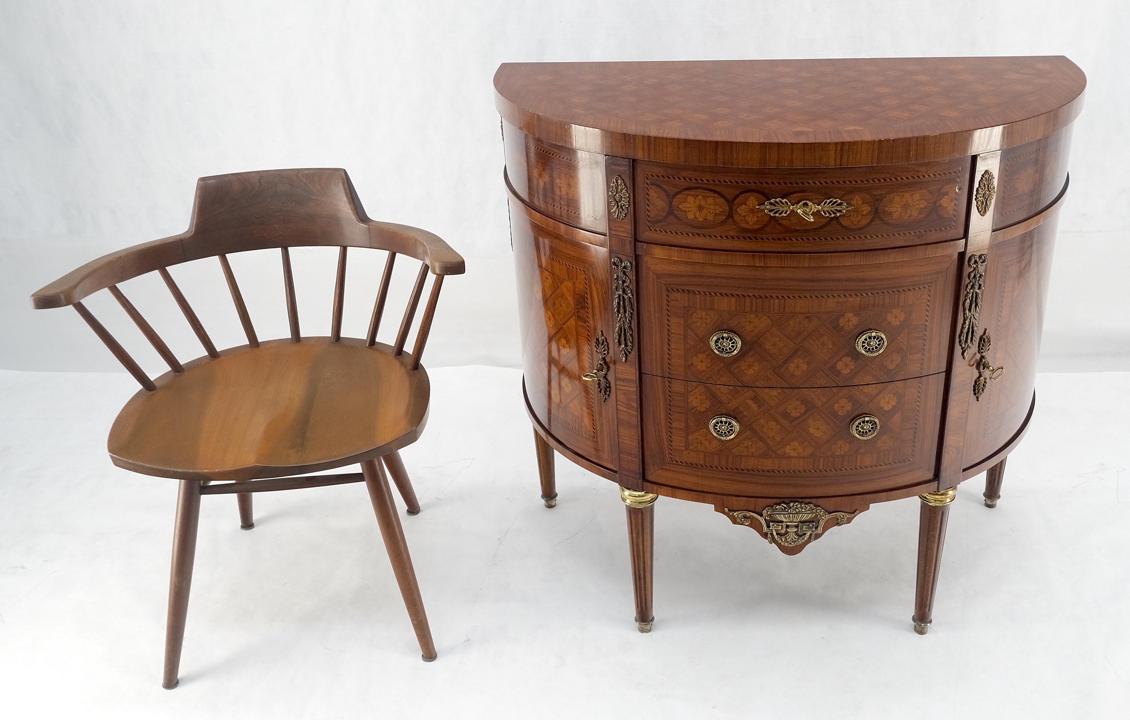 Demi Lune Français Louis XV Commode 3 Tiroirs Marqueterie Bronze MINT en vente 4