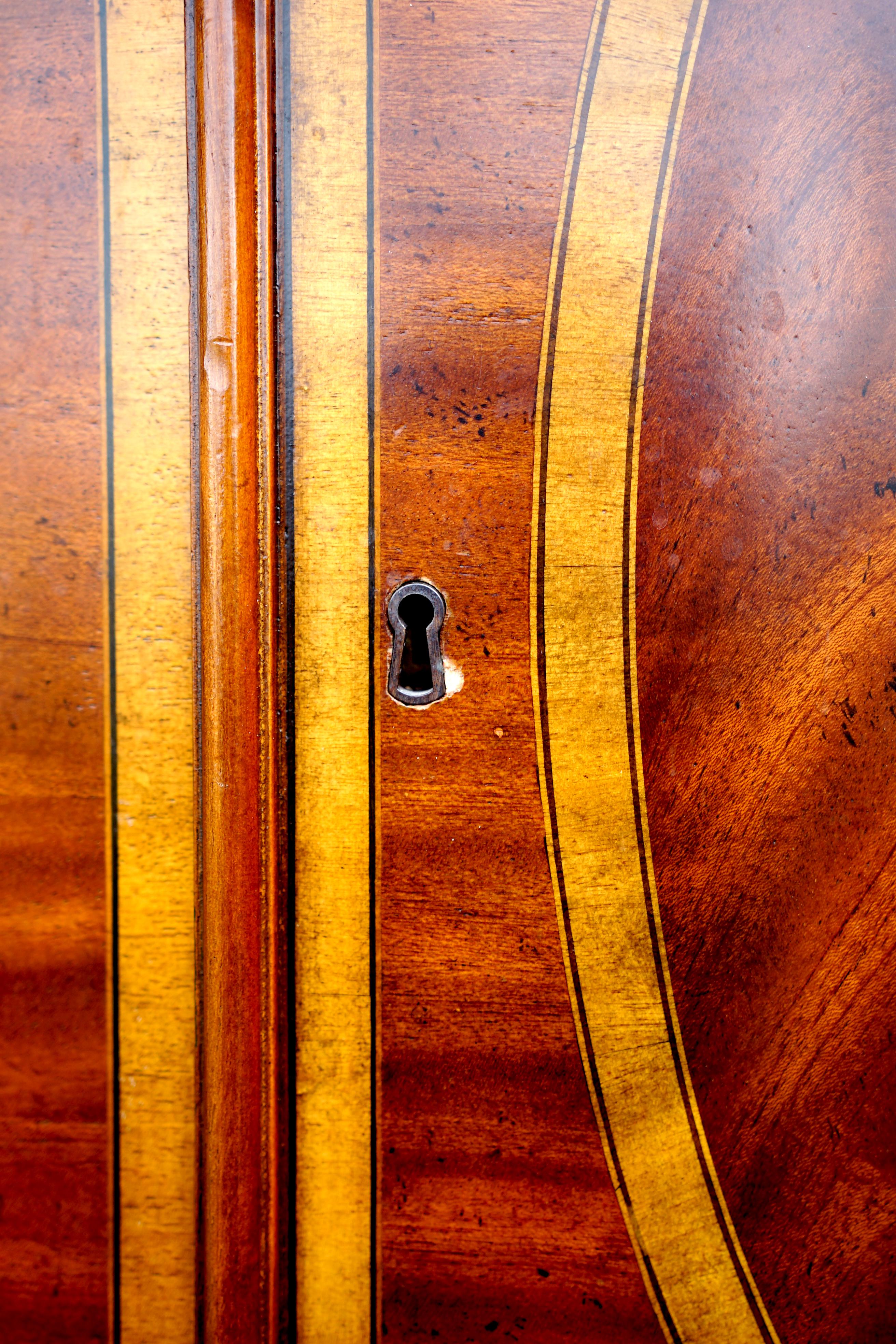 Demi Lune Maitland Smith Cabinet in Burl Mahogany In Good Condition In Lomita, CA