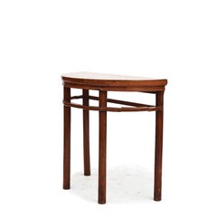 Demi lune Table In Cognac / Reddish Lacquer