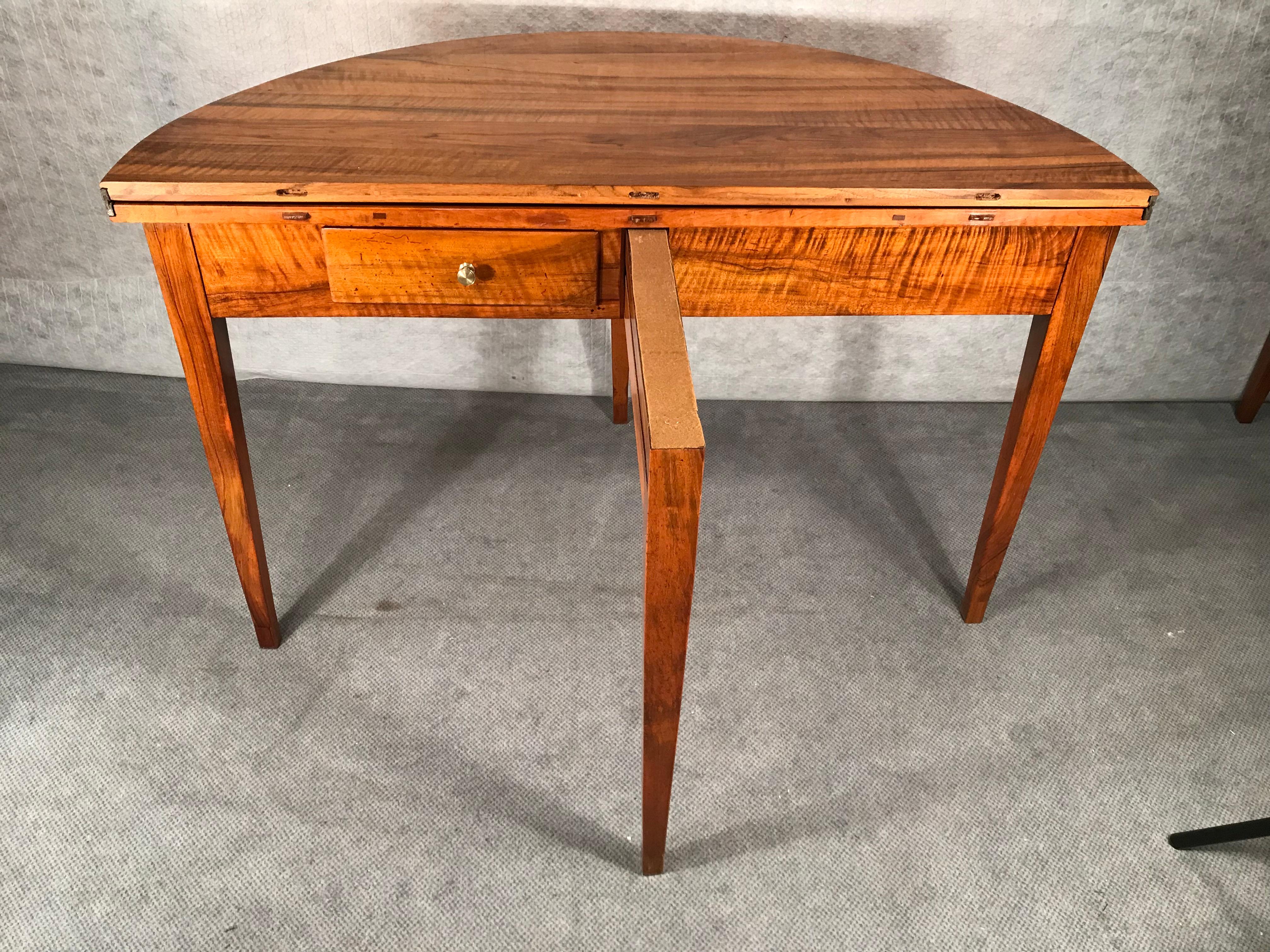 Demilune Table, South German 1820, Walnut 1