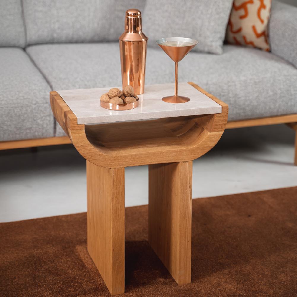 Sculpté à la main Table d'Appoint H60cm - Bois de Chêne Massif - Plateau en Marbre en vente