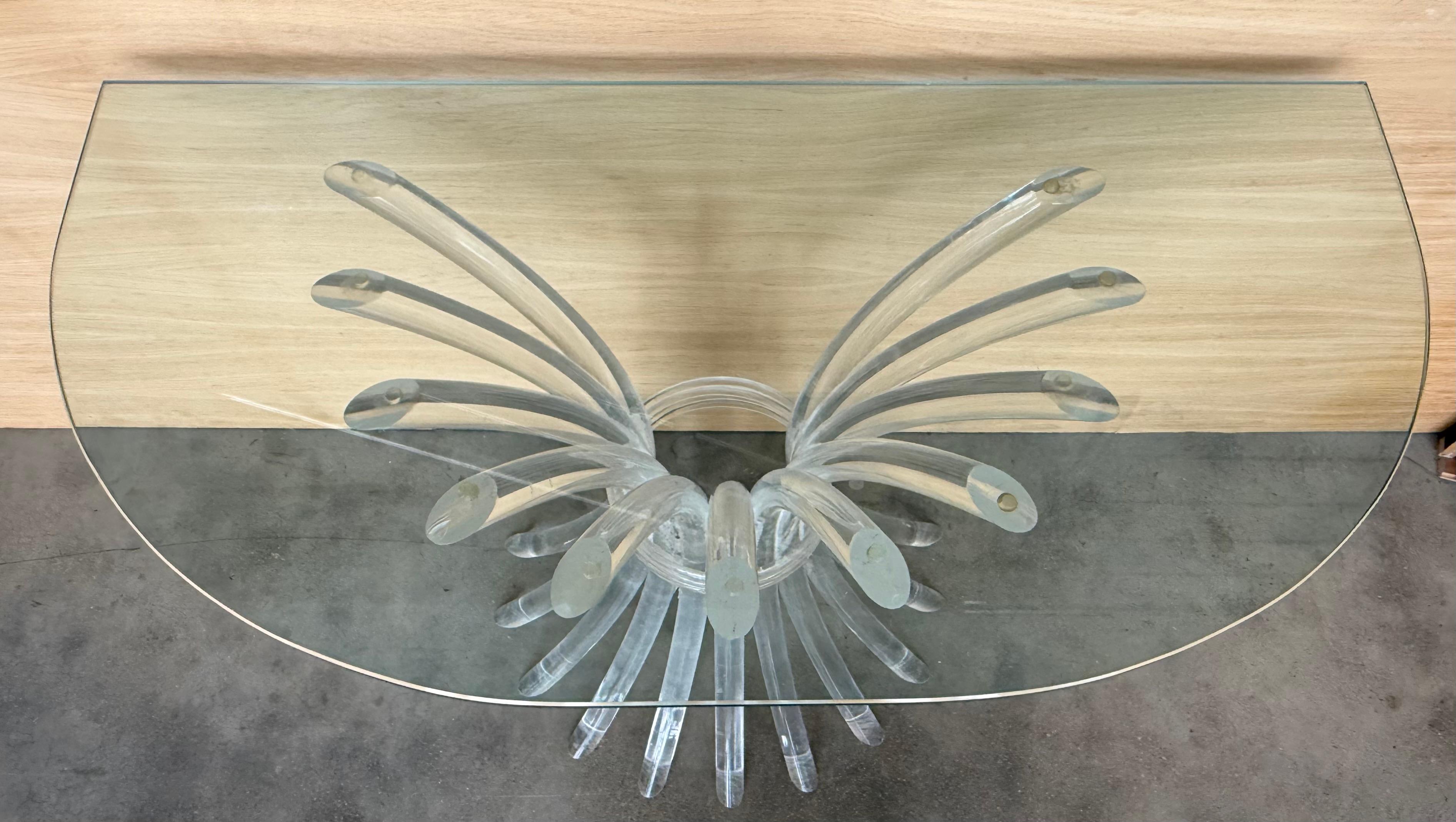 XX secolo Tavolo Consolle Demilune con base in lucite e piano in vetro trasparente in vendita