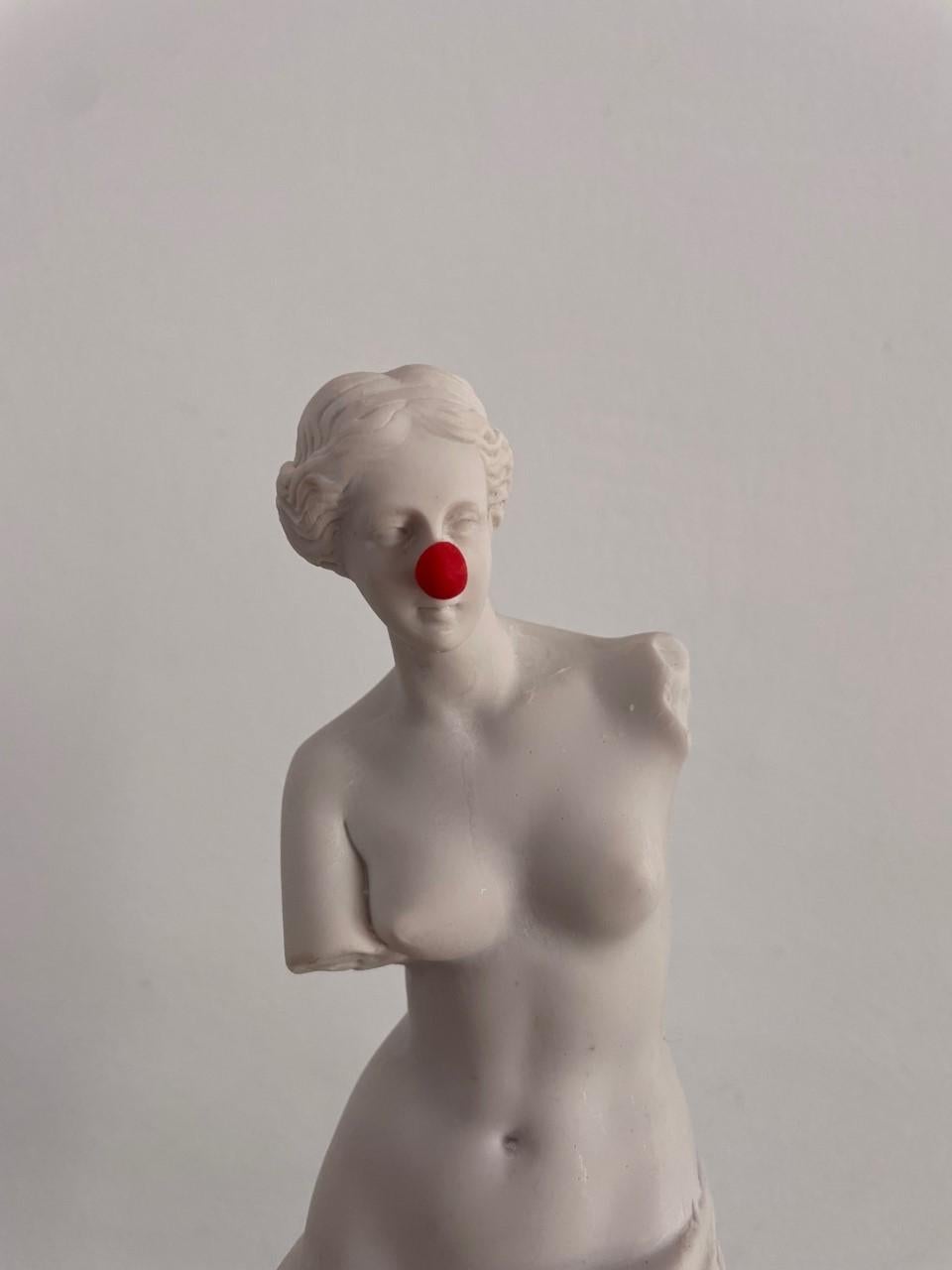 Zeitgenössischer spanischer Künstler, Skulptur „La Venus“ von Demo 2022 im Angebot 3