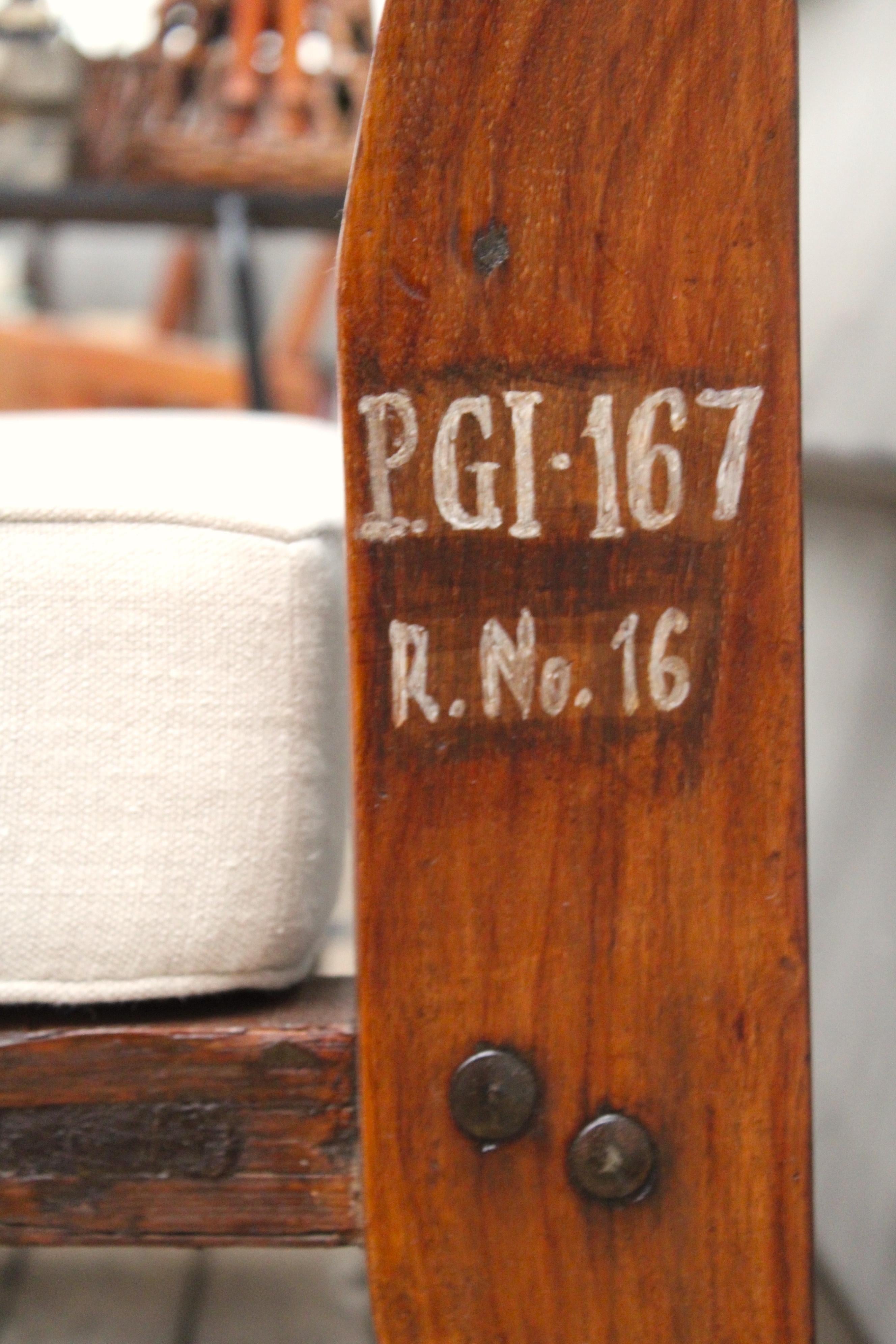 20th Century Demountable Day Bed by Pierre Jeanneret For Sale