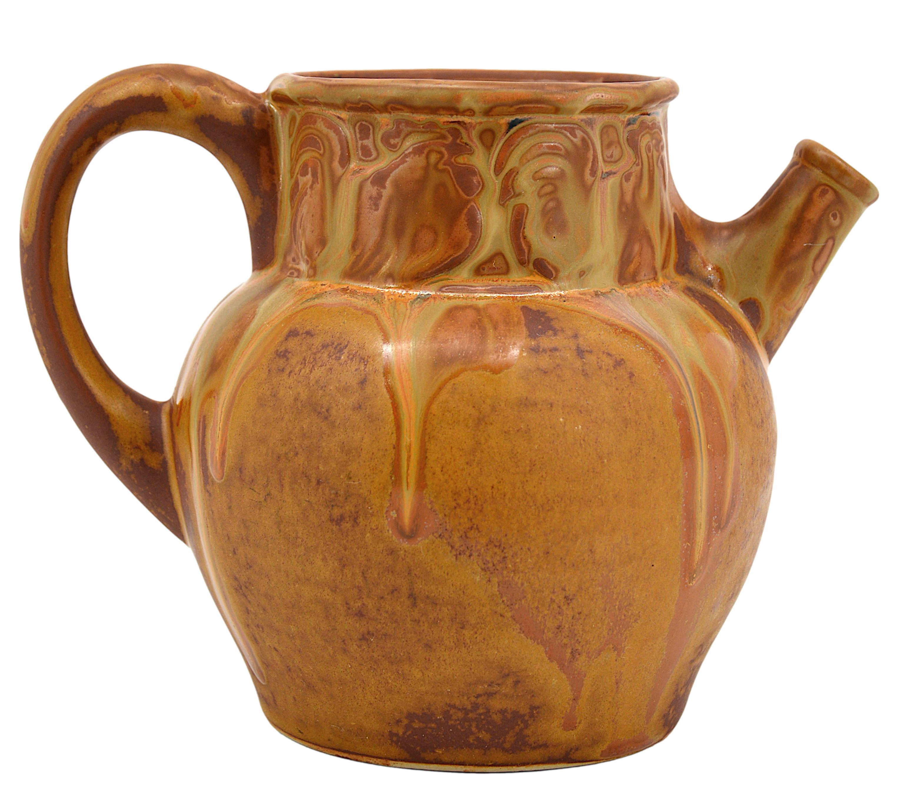 Pichet en grès Art déco de Denert & Balichon (Denbac), Vierzon, France, vers 1920.

Cet élégant pichet en grès français Art déco a été fabriqué vers 1920 par Denert & Balichon, le célèbre atelier de céramique de Vierzon, plus connu sous le nom de