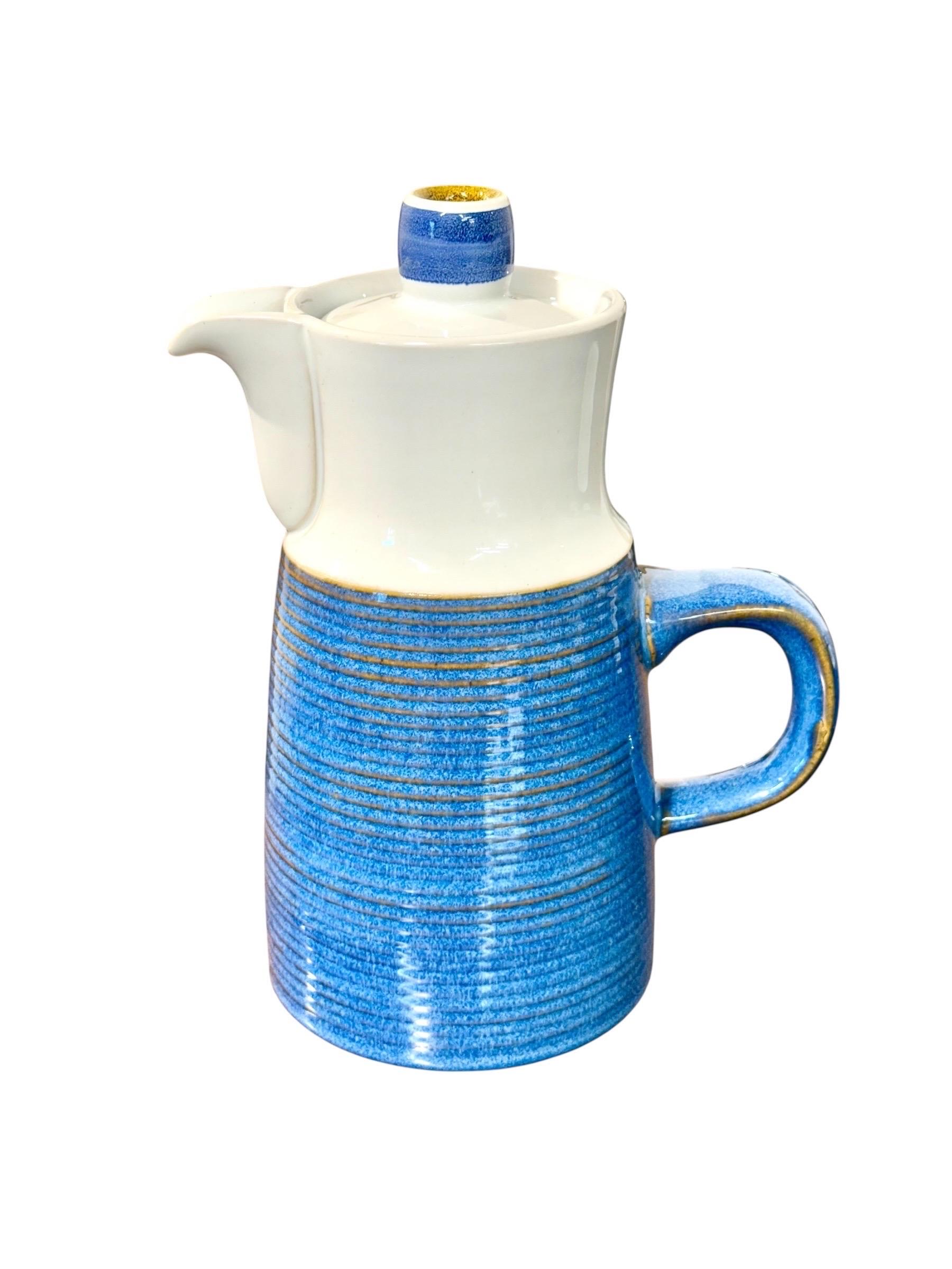Denby England, service à café bleu et blanc, milieu du 20e siècle en vente 14