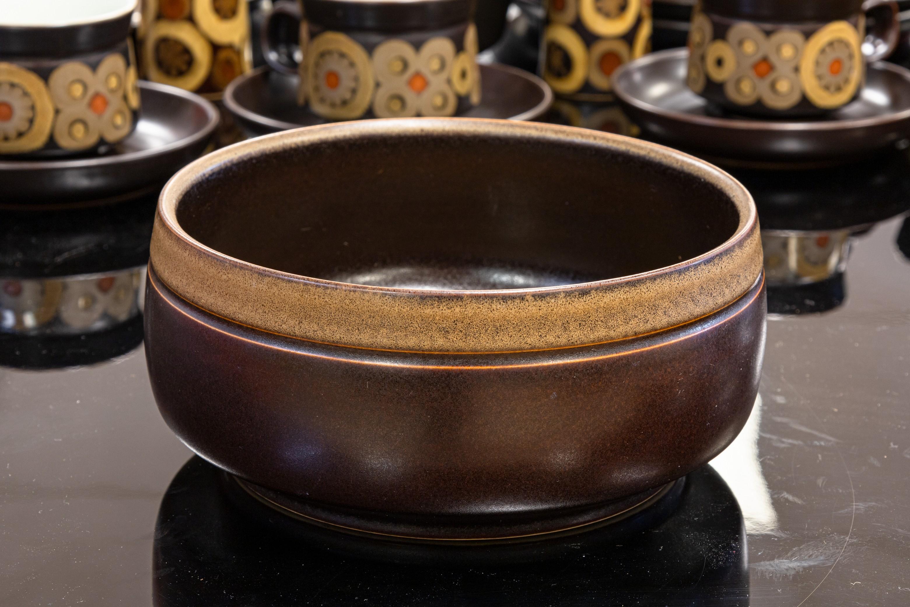 Denby Samarkand Mid Century Modern 32 Piece Brown Ceramic Dish and Serving Set 5