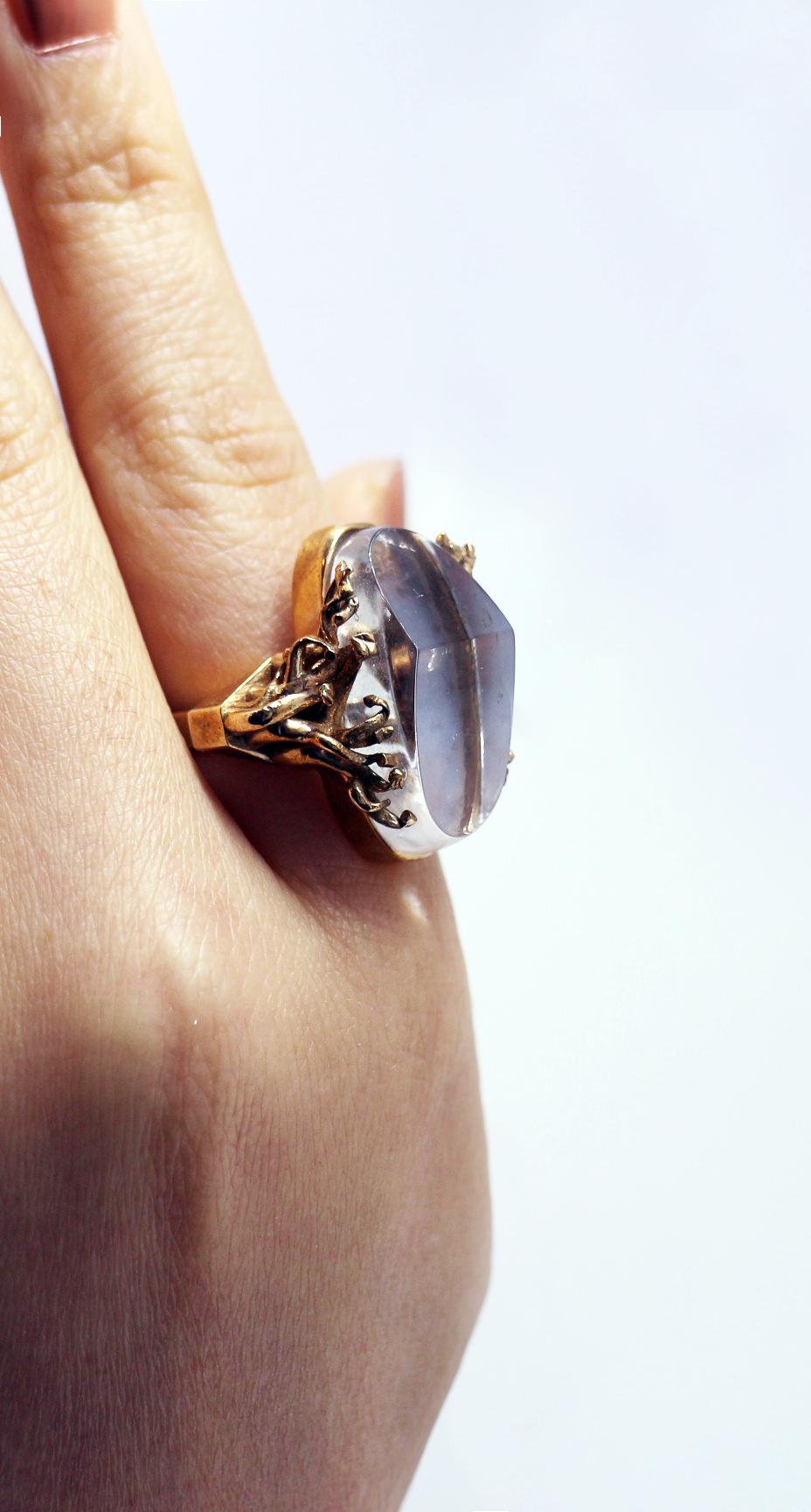 MAIKO NAGAYAMA Dendric Agate and Hand Carved Rock Crystal Contemporary Ring For Sale 9