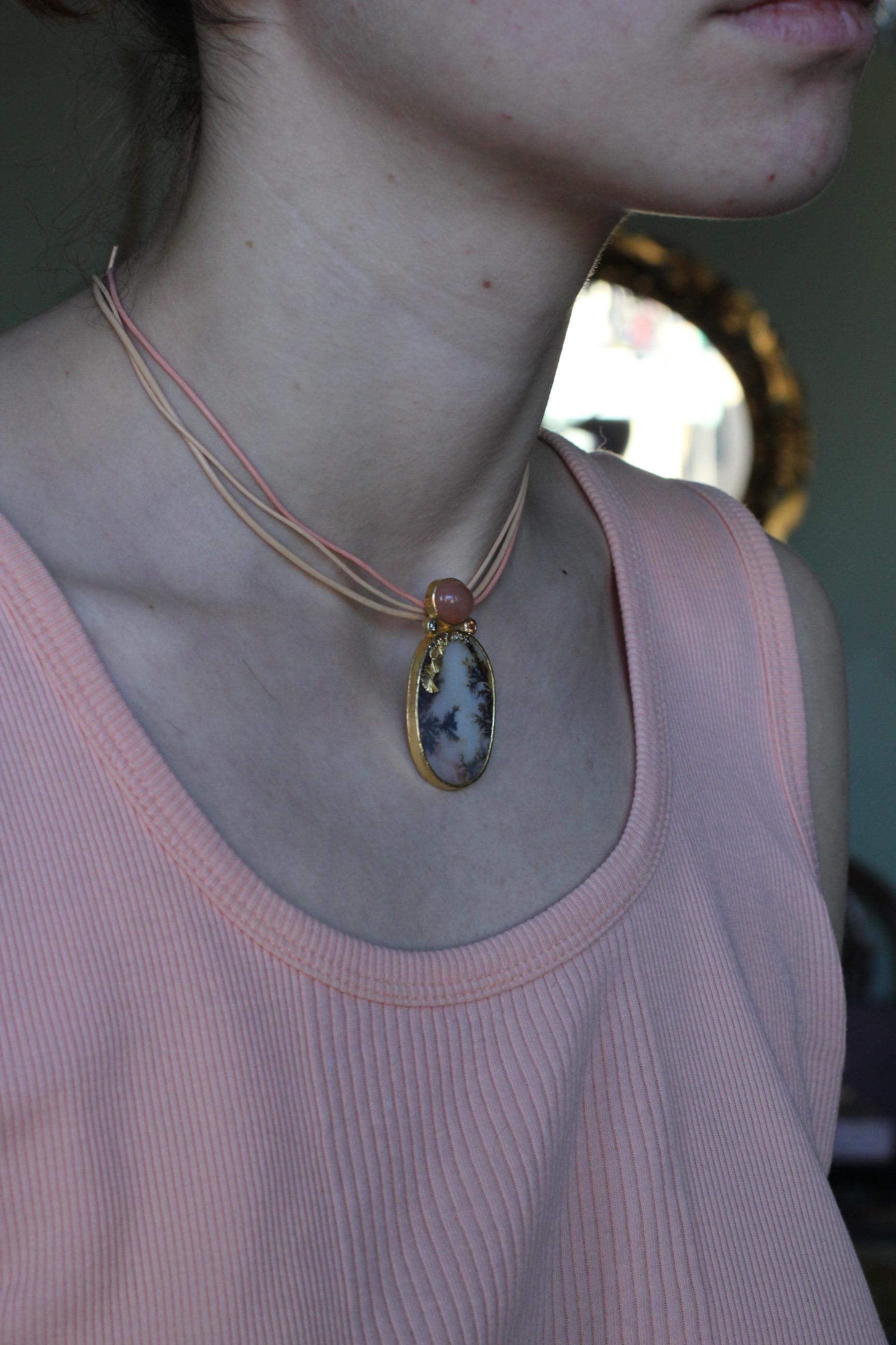 Collier ras du cou pendentif en or 18 carats 22k-21k avec agate, pierre de lune et diamants 7