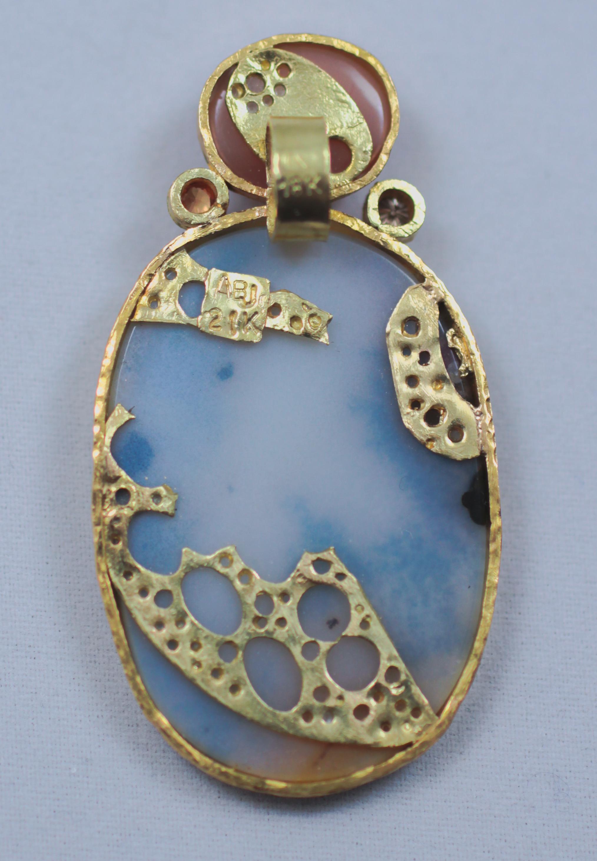 Collier ras du cou pendentif en or 18 carats 22k-21k avec agate, pierre de lune et diamants Neuf à New York, NY