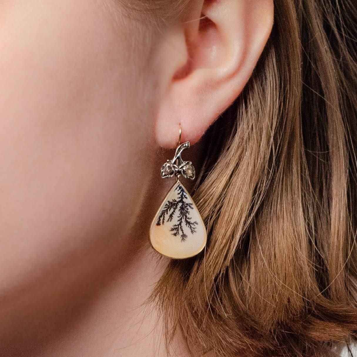 Women's Dendritic Agate and Diamond Earrings of 14k Gold For Sale