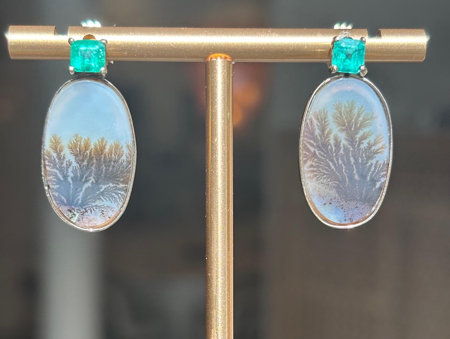 DENDRITIC AGATE Earrings with Emeralds and 14k Gold For Sale 3