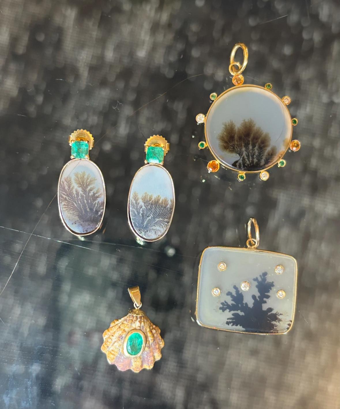 Pendentif en agate dendritique avec cinq diamants et or 14k Unisexe en vente