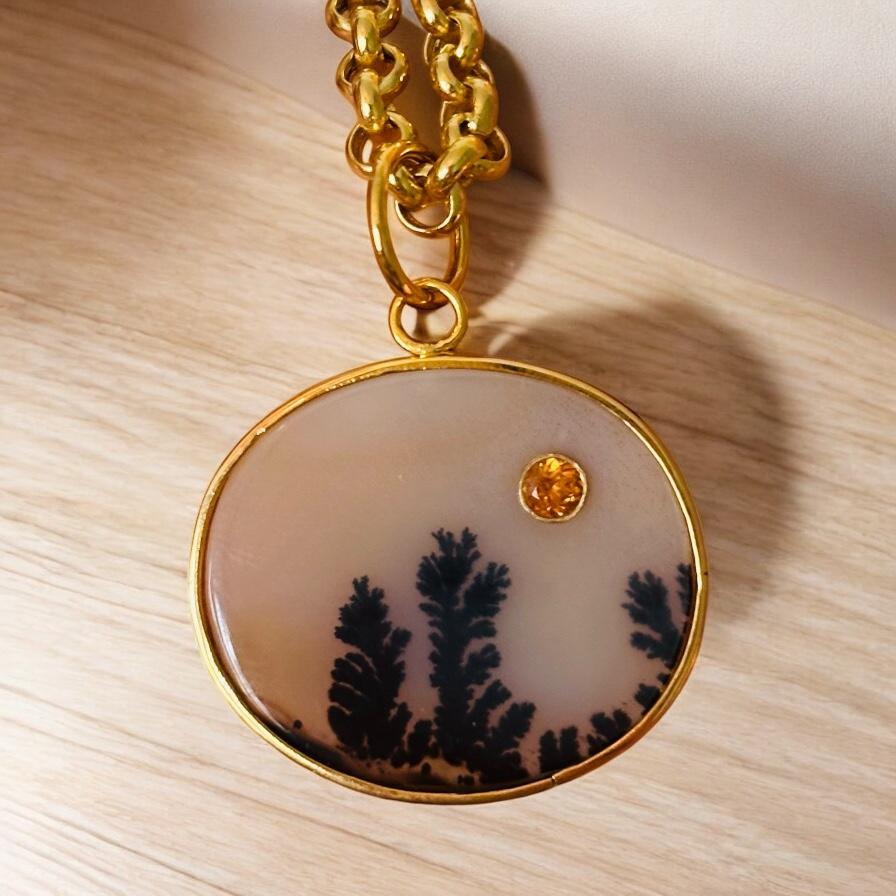 Pendentif DENDRITIC AGATE avec grenat MANDARIN et or 14 carats en vente 1