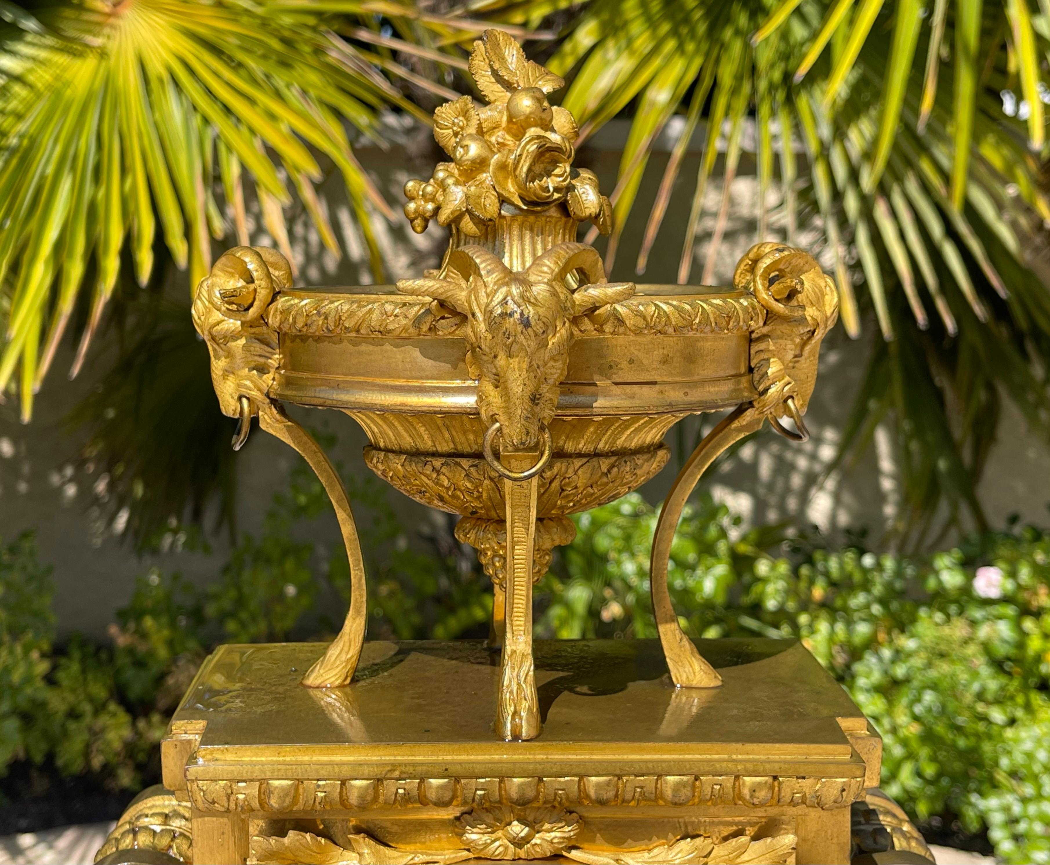 DENIERES à Paris - Cornice per camino Napoleone III In condizioni buone in vendita a Beaune, FR