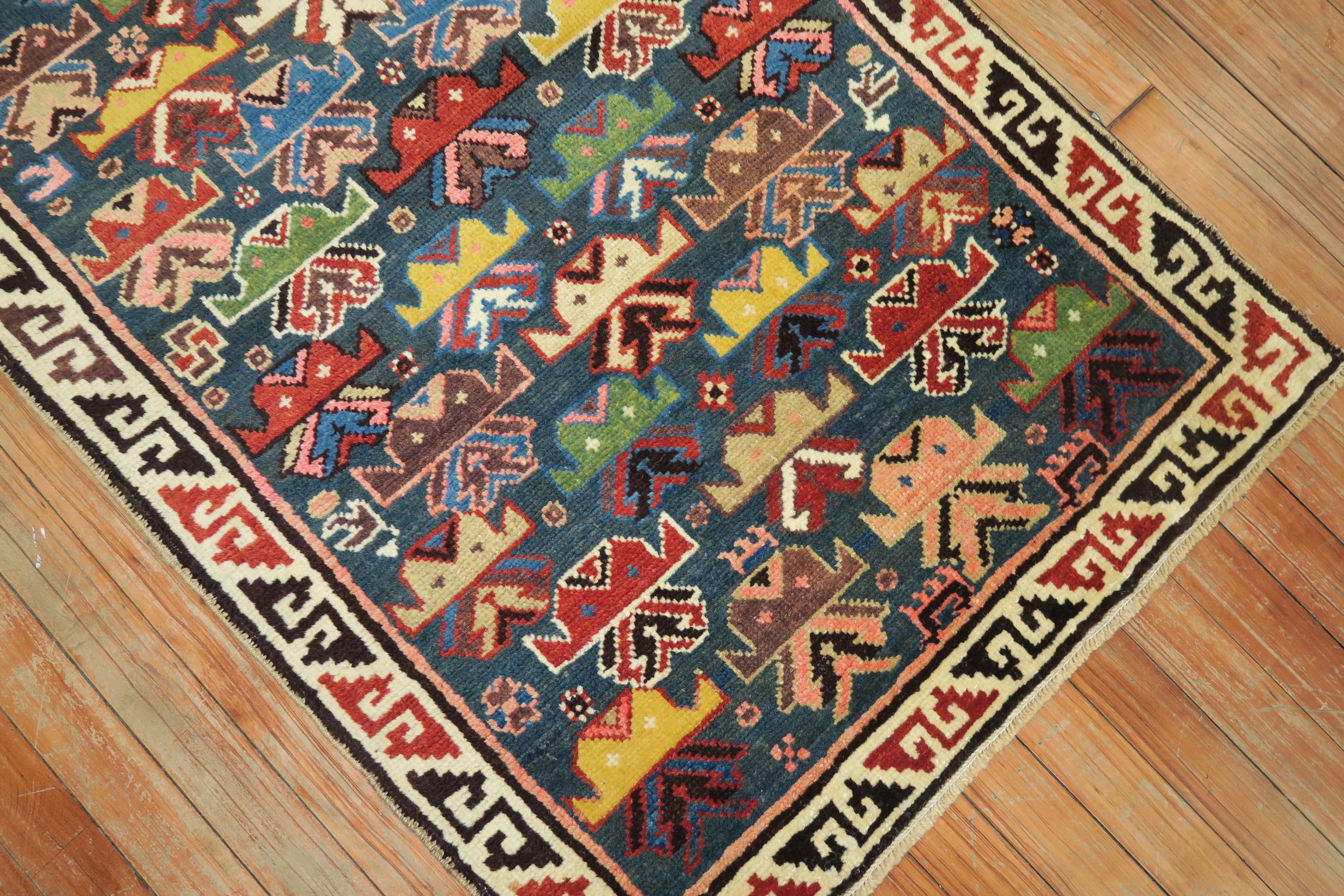 Blauer antiker Shirvan Kuba-Teppich aus Denim, frühes 20. Jahrhundert (Kasachisch) im Angebot