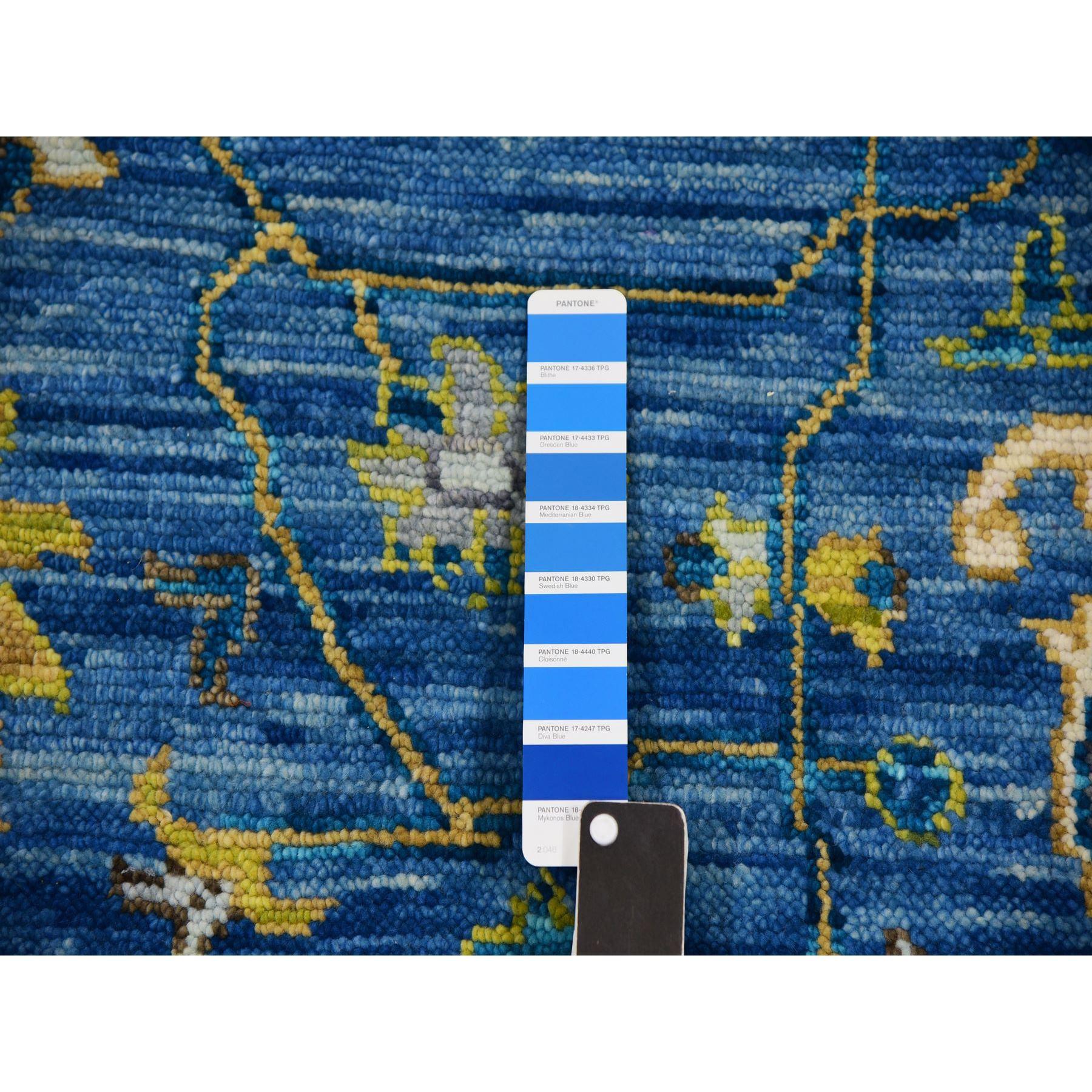 XXIe siècle et contemporain Tapis Heriz en denim bleu « Soft to the Touch » 100 % laine nouée à la main 9'2