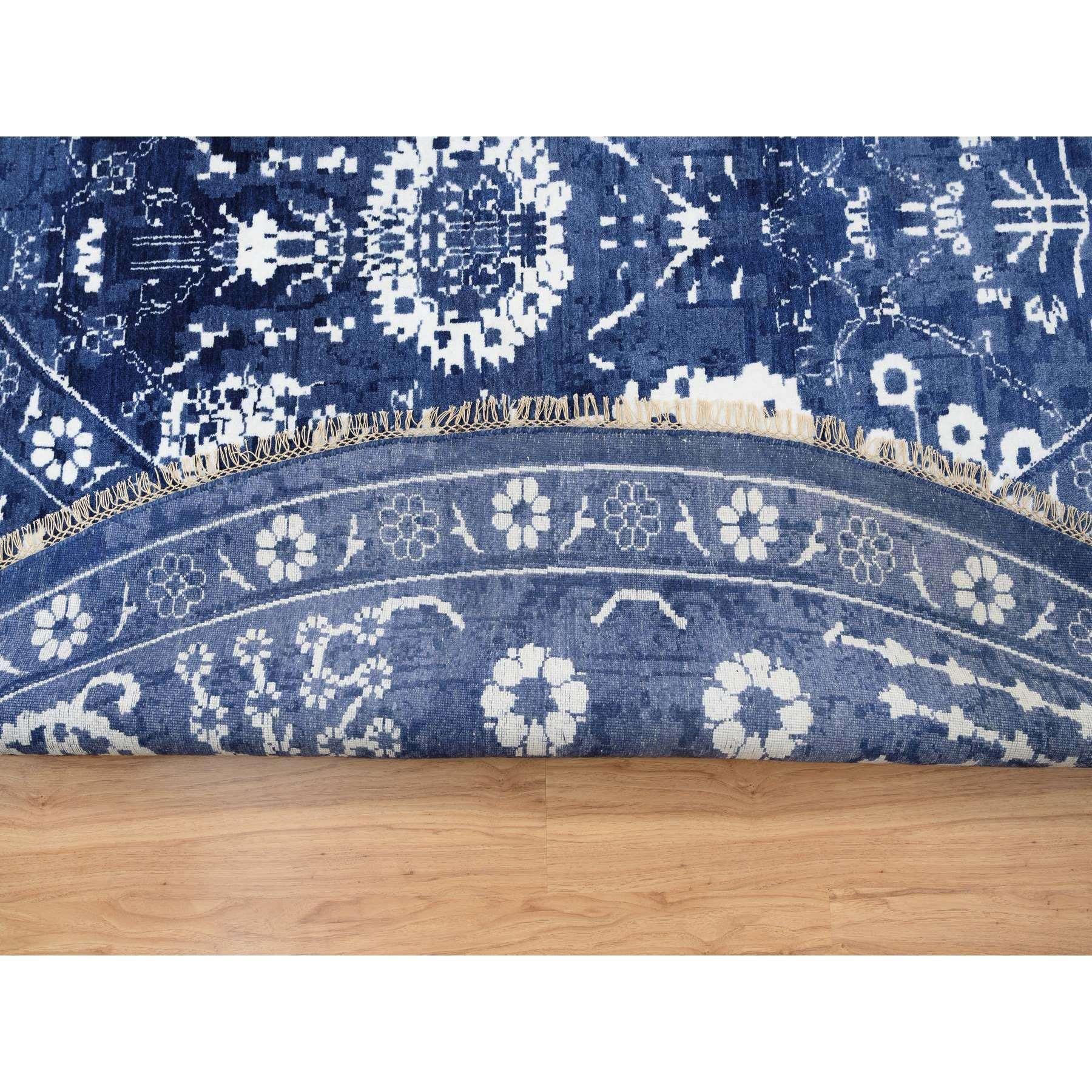 Annodato a mano Tappeto rotondo annodato a mano Tabriz in lana e seta blu denim 12' x 12' in vendita
