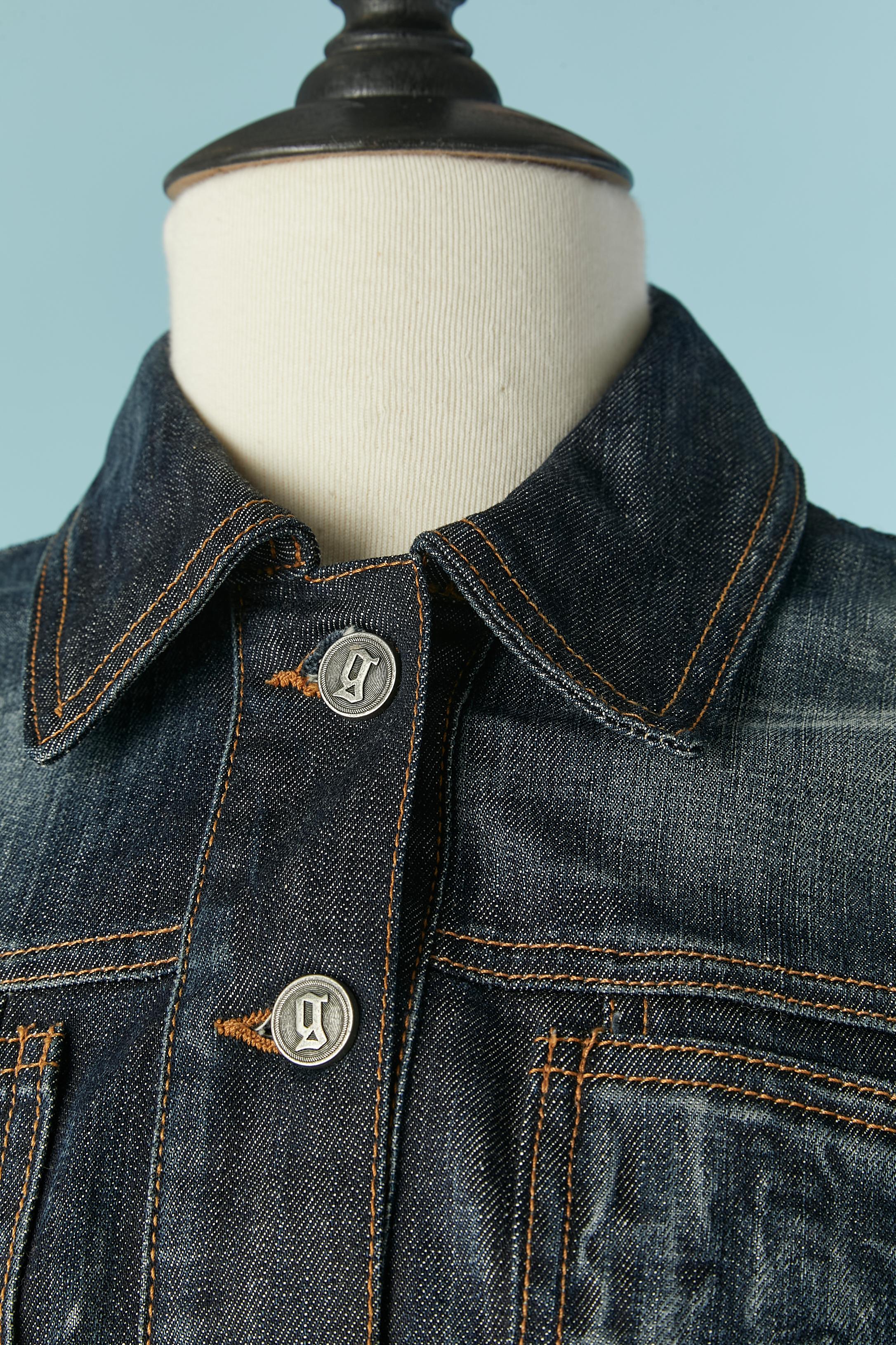 Denim jacket 