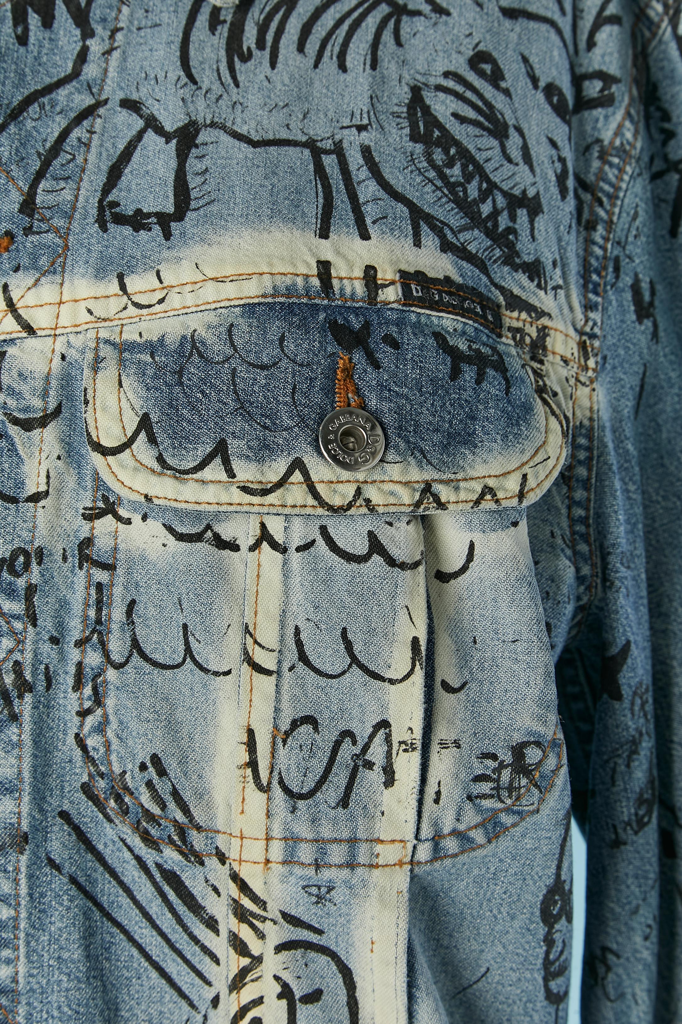 Grigio Giacca in denim con motivo graffiti D&G by DOLCE & GABBANA in vendita