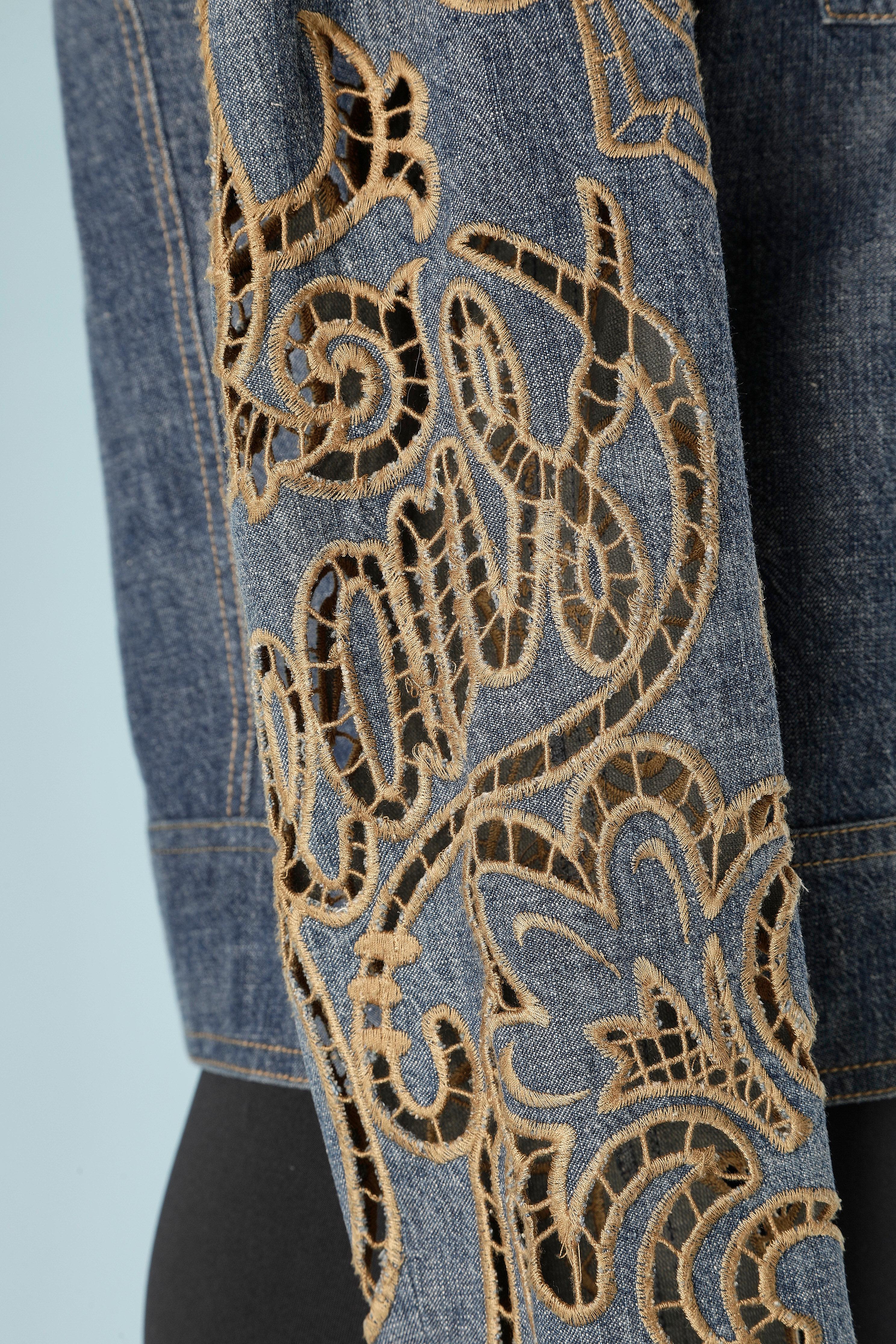 Denim-Jacke mit durchsichtigen Stickereien auf den Ärmeln von Christian Lacroix Jeans  (Grau) im Angebot