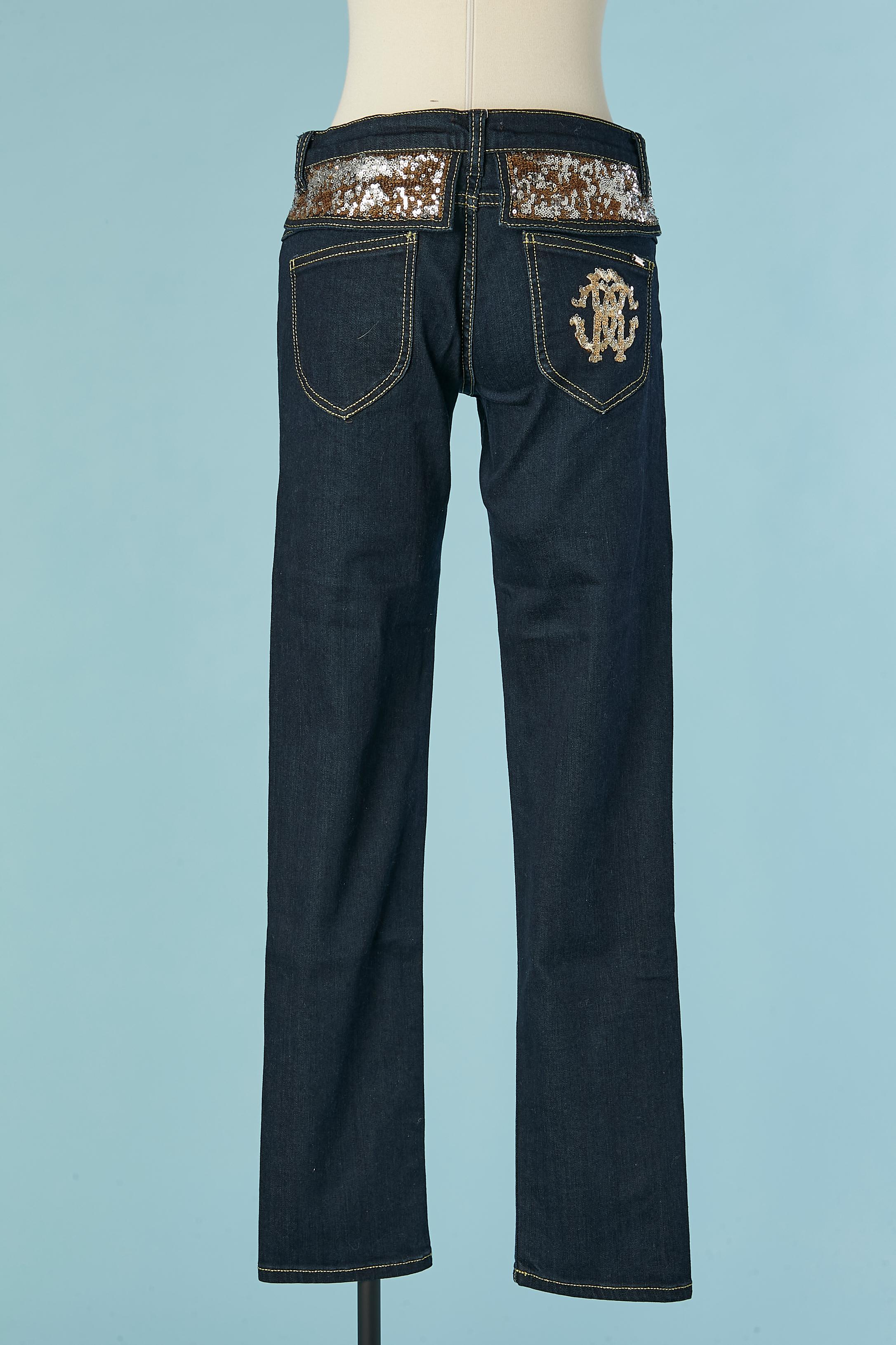 Jean en denim avec surpiqûres en lurex doré et taille à rabat en sequins Roberto Cavalli Excellent état - En vente à Saint-Ouen-Sur-Seine, FR