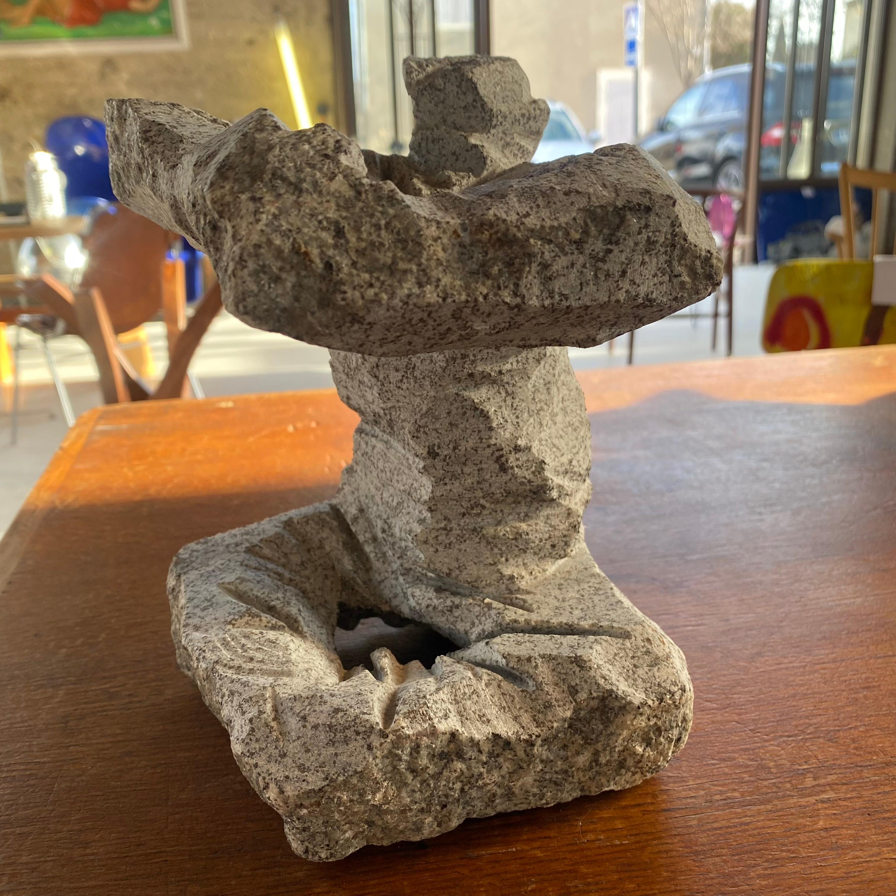 Denis Monfleur L'Angelo Scultura in granito. 2021 in vendita 4