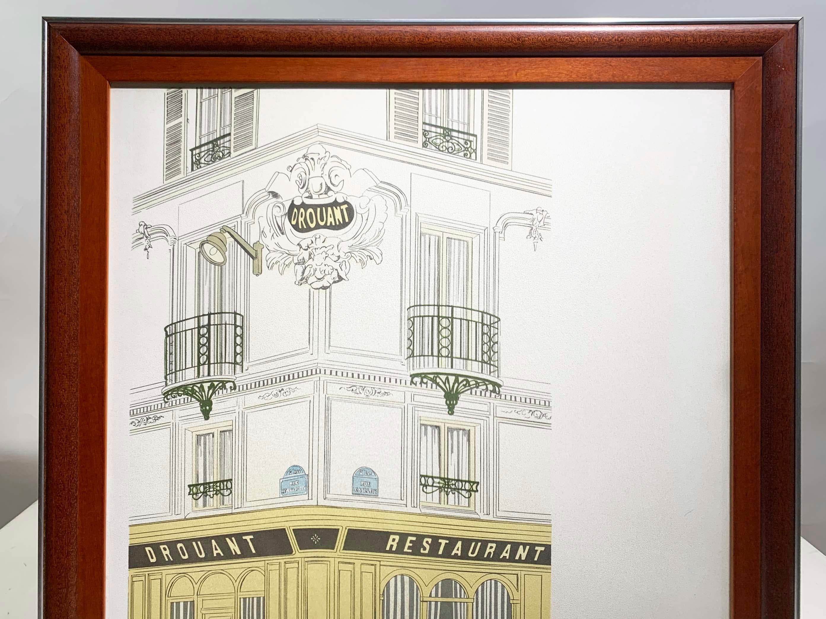 Este litograma vintage de Denis Paul Noyer forma parte de una serie de imágenes creadas por Denis Paul Noyer en las que aparecen restaurantes famosos y coches de lujo vintage. Este grabado representa un coche clásico delante del Restaurante Drouant,