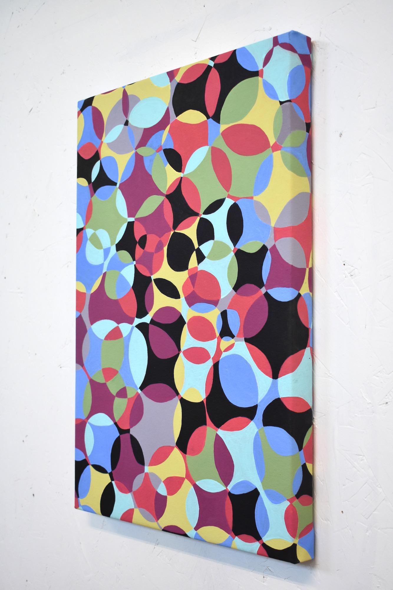 « Coinship 1 », abstrait, ovales, webs, bulles, bleu, vert, rouge, peinture acrylique - Gris Abstract Painting par Denise Driscoll
