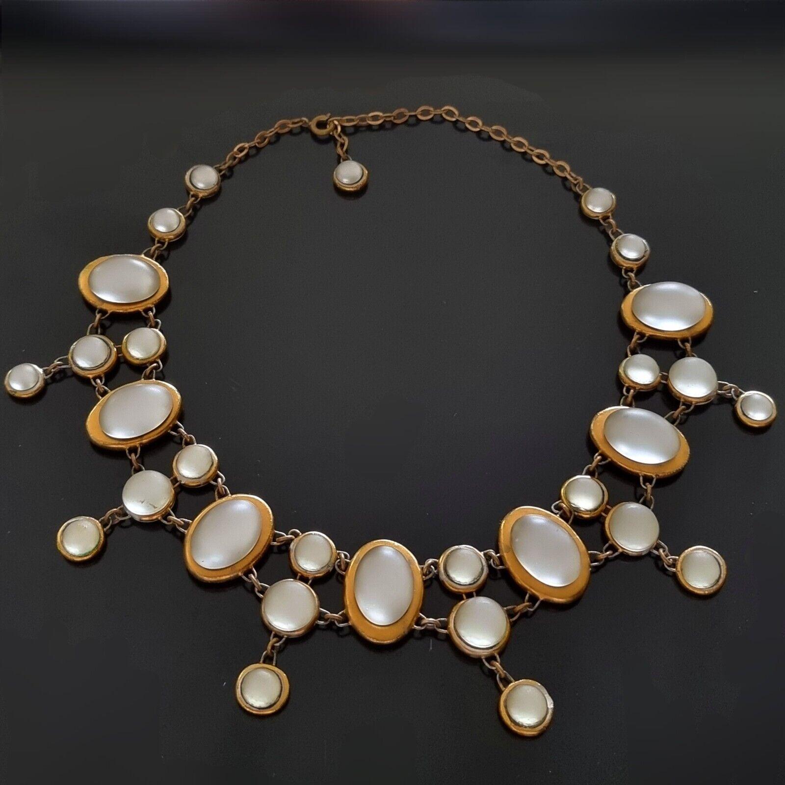 Rare old necklace,
60s vintage,
ceramic and glass,
by Denise Gatard,
collectibles,
total length 47 cm, height 5 cm, weight 60 g,
good condition with traces of time,

Denise Gatard (1908 - 1991) is a famous French ceramist.
A graduate of the School