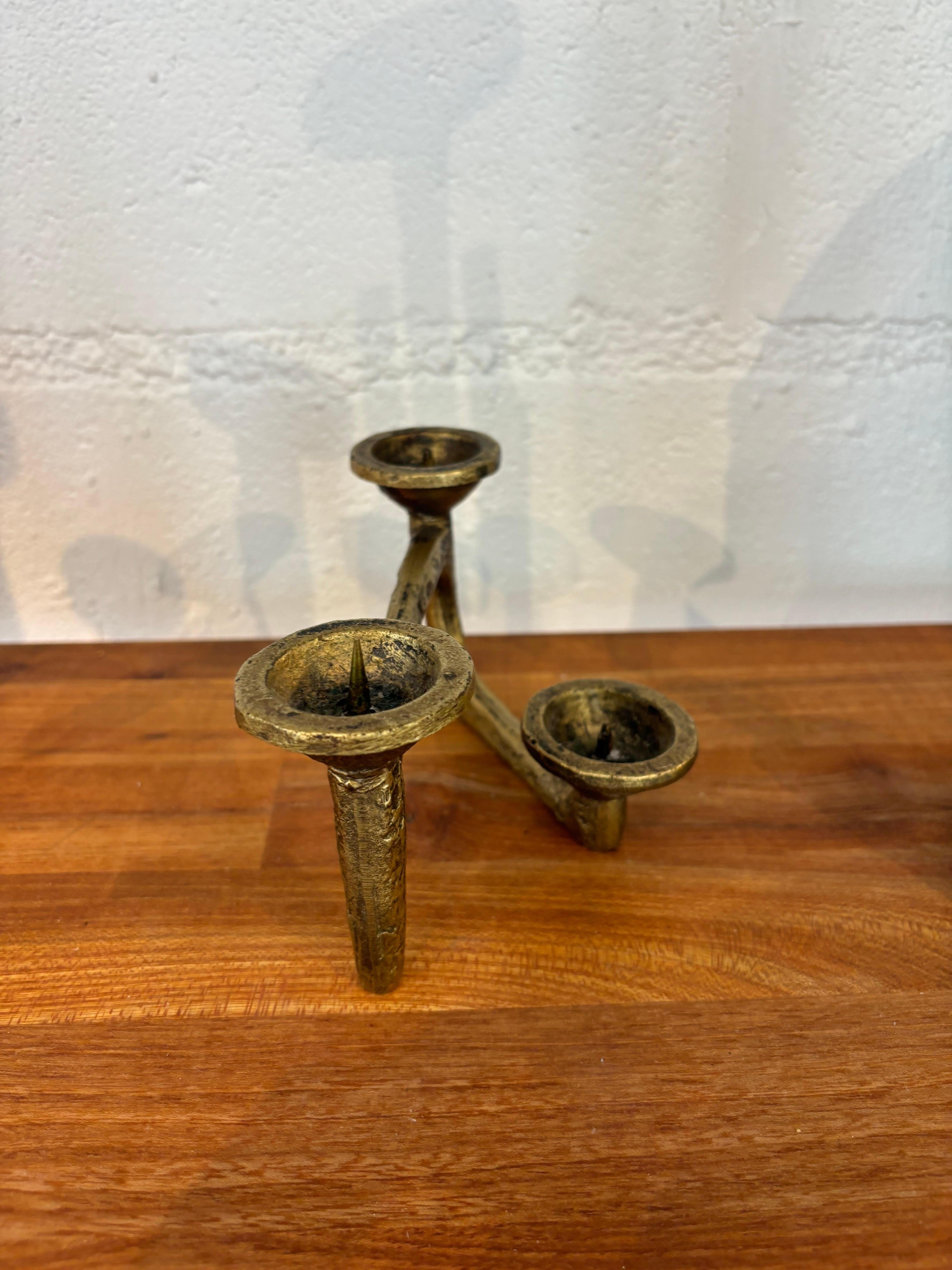 Candelabros Denise Pietra Corbara en venta 5