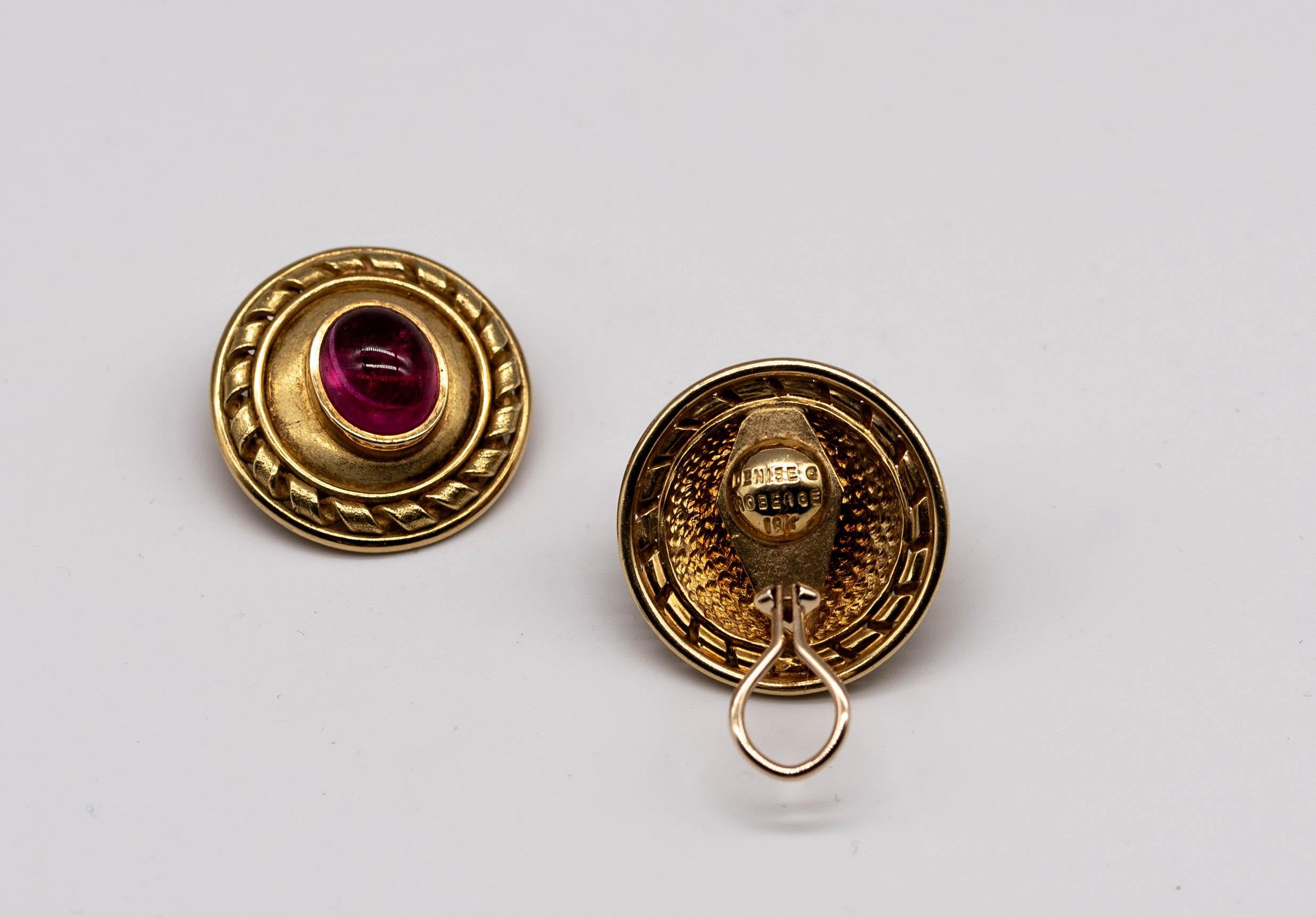 Denise Roberge Ohrclips aus 18 Karat Gold mit Bubblegum-Turmalin und Cabochon (Neobarock)
