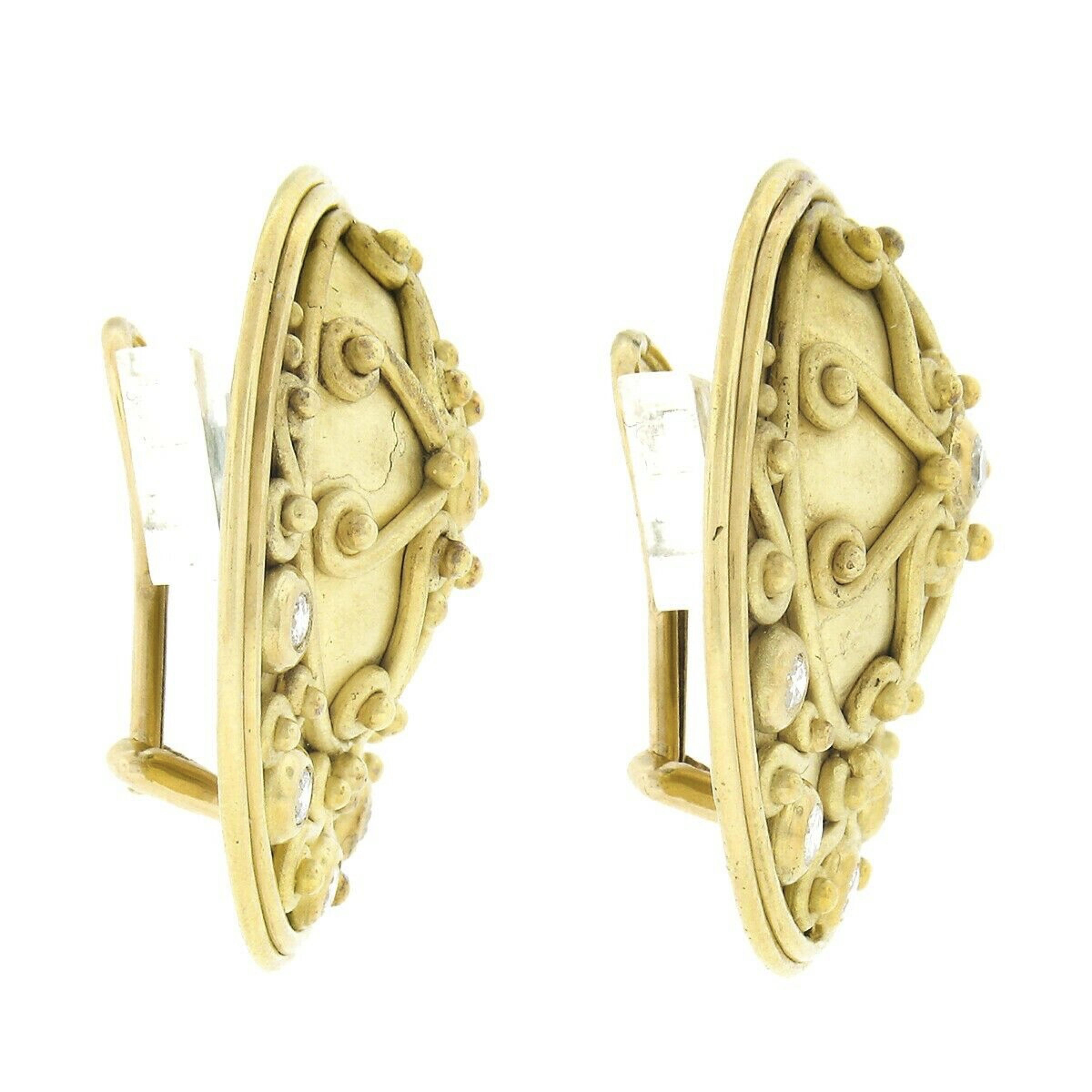 Denise Roberge Etruskische große runde Scheibe mit Diamant-Ohrringen, 18 Karat Gold (Rundschliff) im Angebot