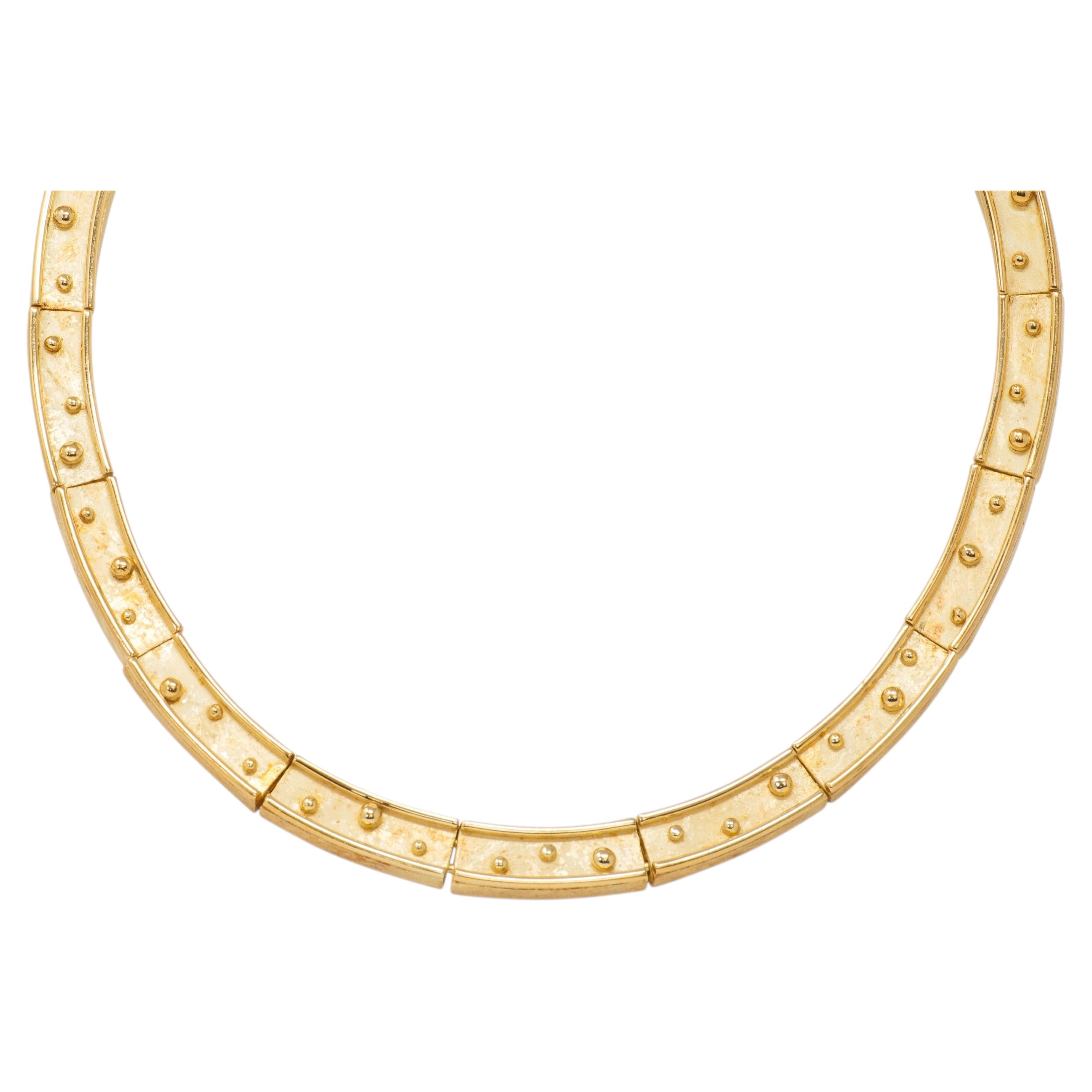 Collar vintage de Denise Roberge de los años 90, con collarín moteado, de oro amarillo de 18 quilates en venta