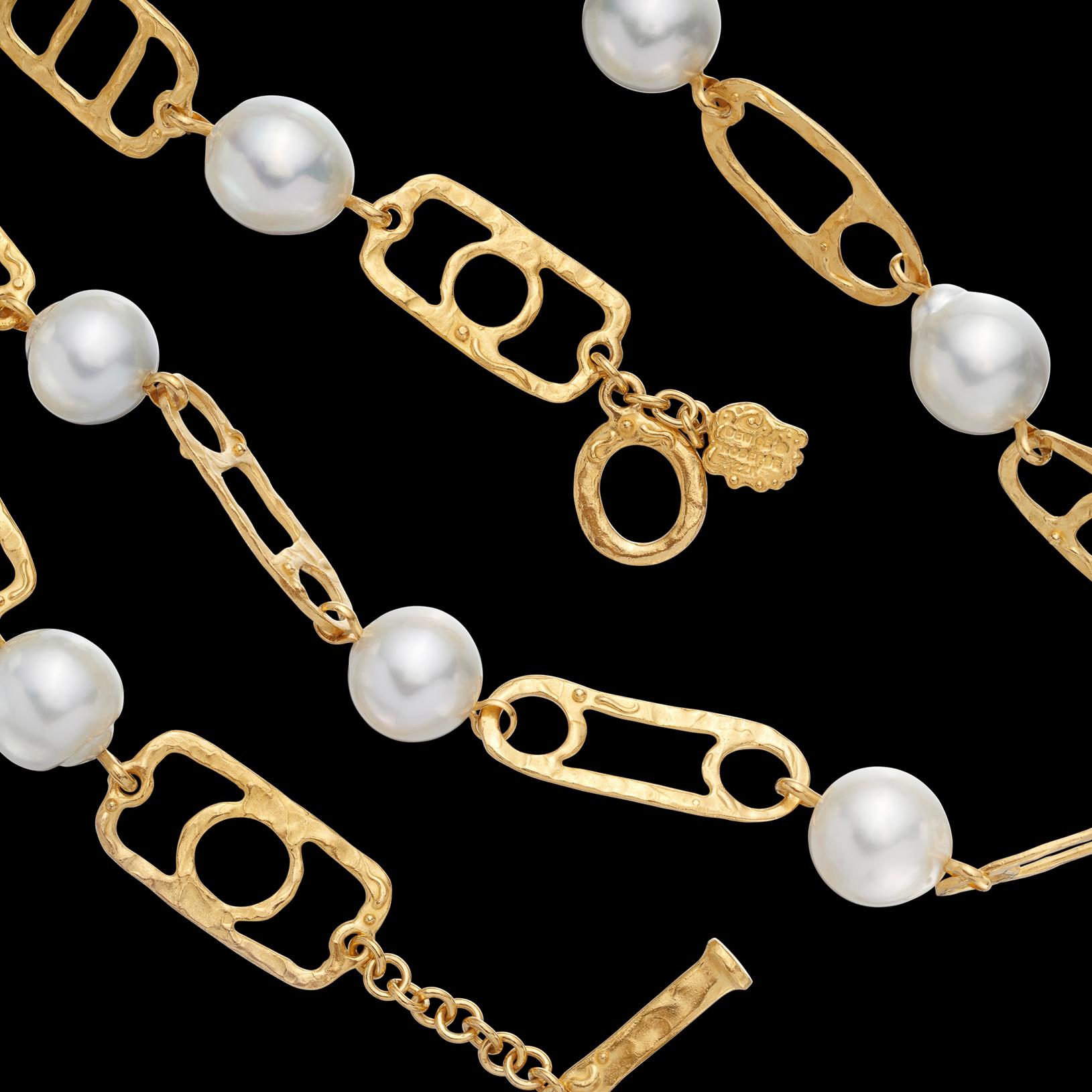 Denise Robergé 22k Gold and South Sea Cultured Pearl Necklace For Sale 1