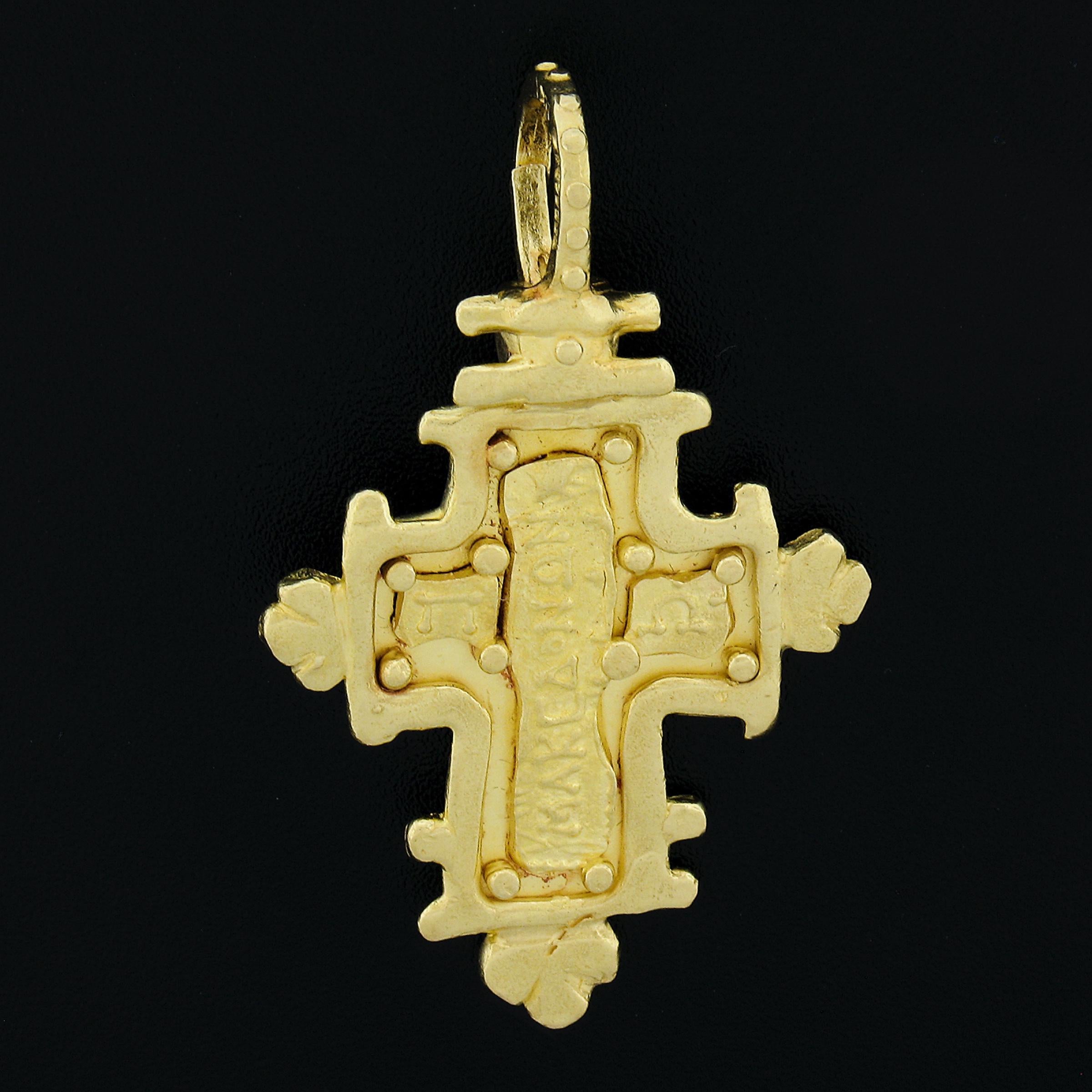Material: 22K Solid Yellow Gold
Weight: 16.41 Grams
Pendant Height: 50.6mm (1.9
