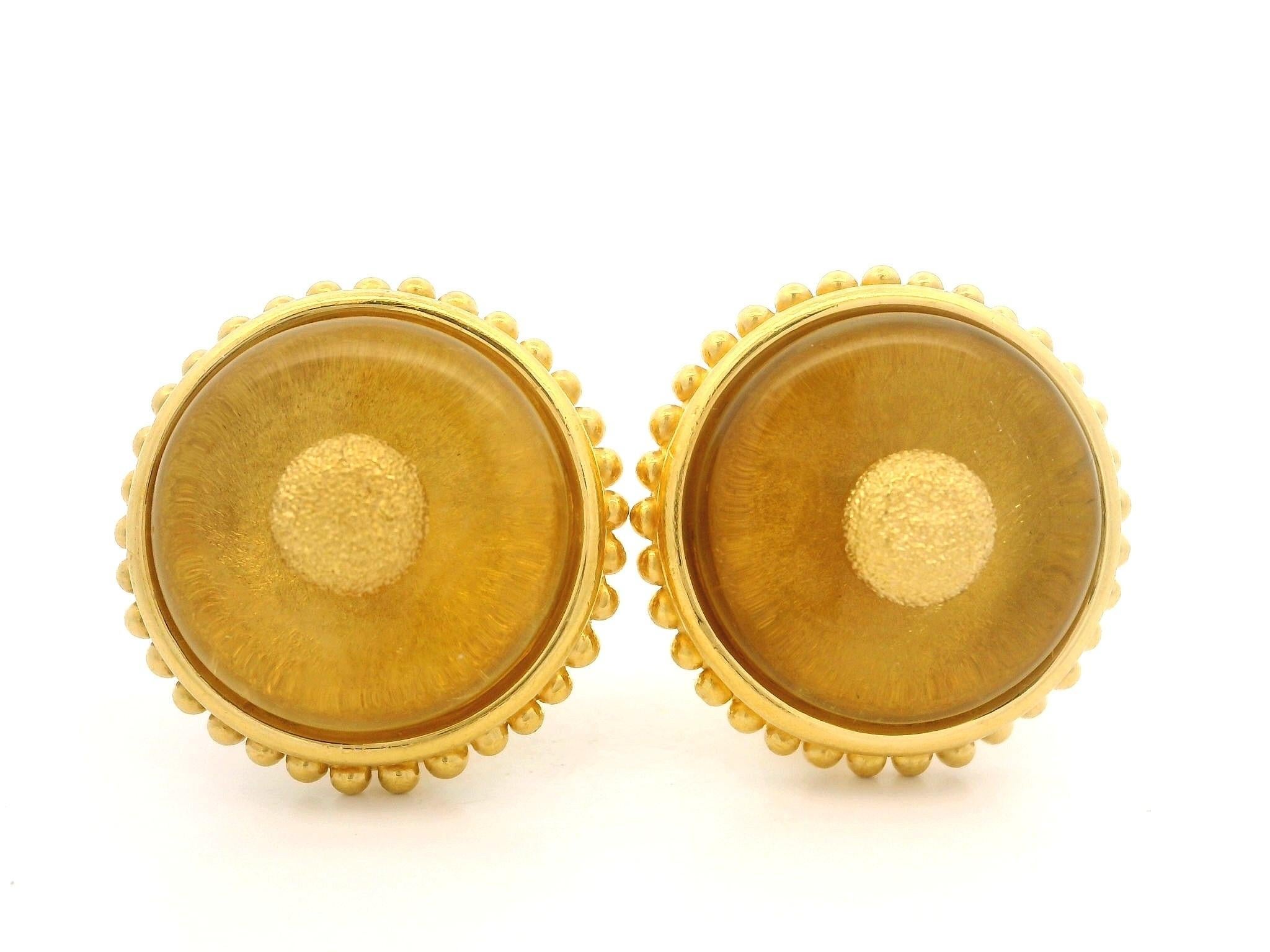 Denise Roberge 22k Yellow Gold Citrine Textured & Beaded Rim Clip On Earrings In Excellent Condition For Sale In Montclair, NJ