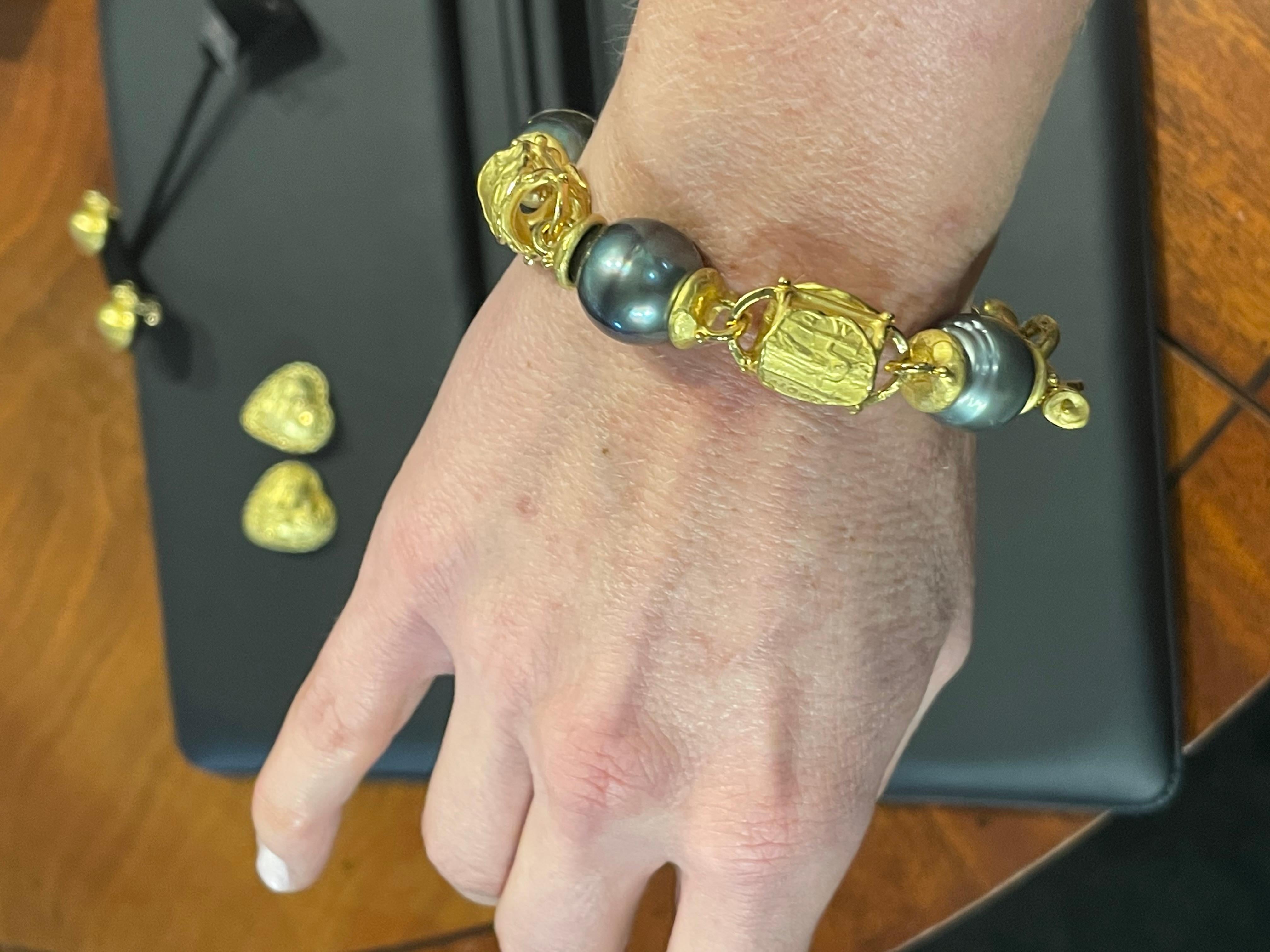Round Cut Denise Roberge 22 Karat Yellow Gold Bracelet with Tahitian Pearls