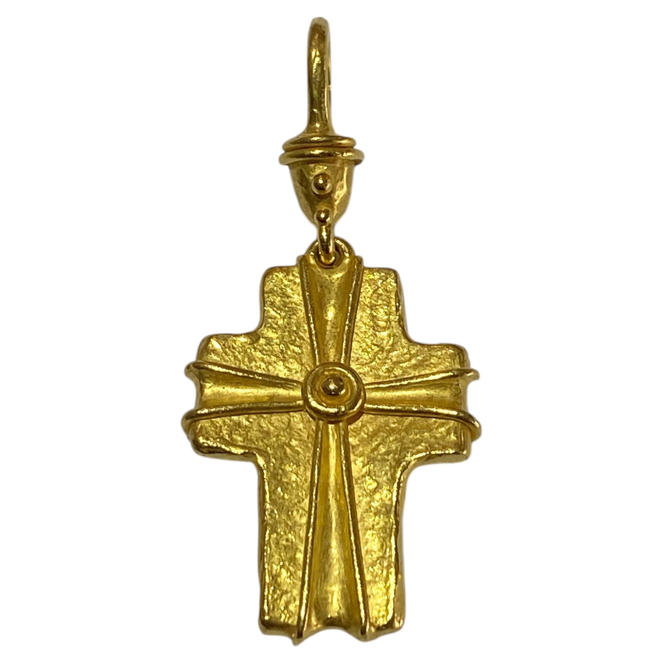 Colgante Cruz de oro amarillo de 22 quilates hecho a mano Denise Roberge en venta