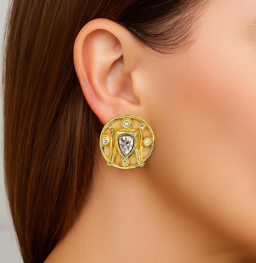 Boucles d'oreilles or jaune Denise Roberge 3.74ctw Large Pear Bezel Round Diamond en vente 5