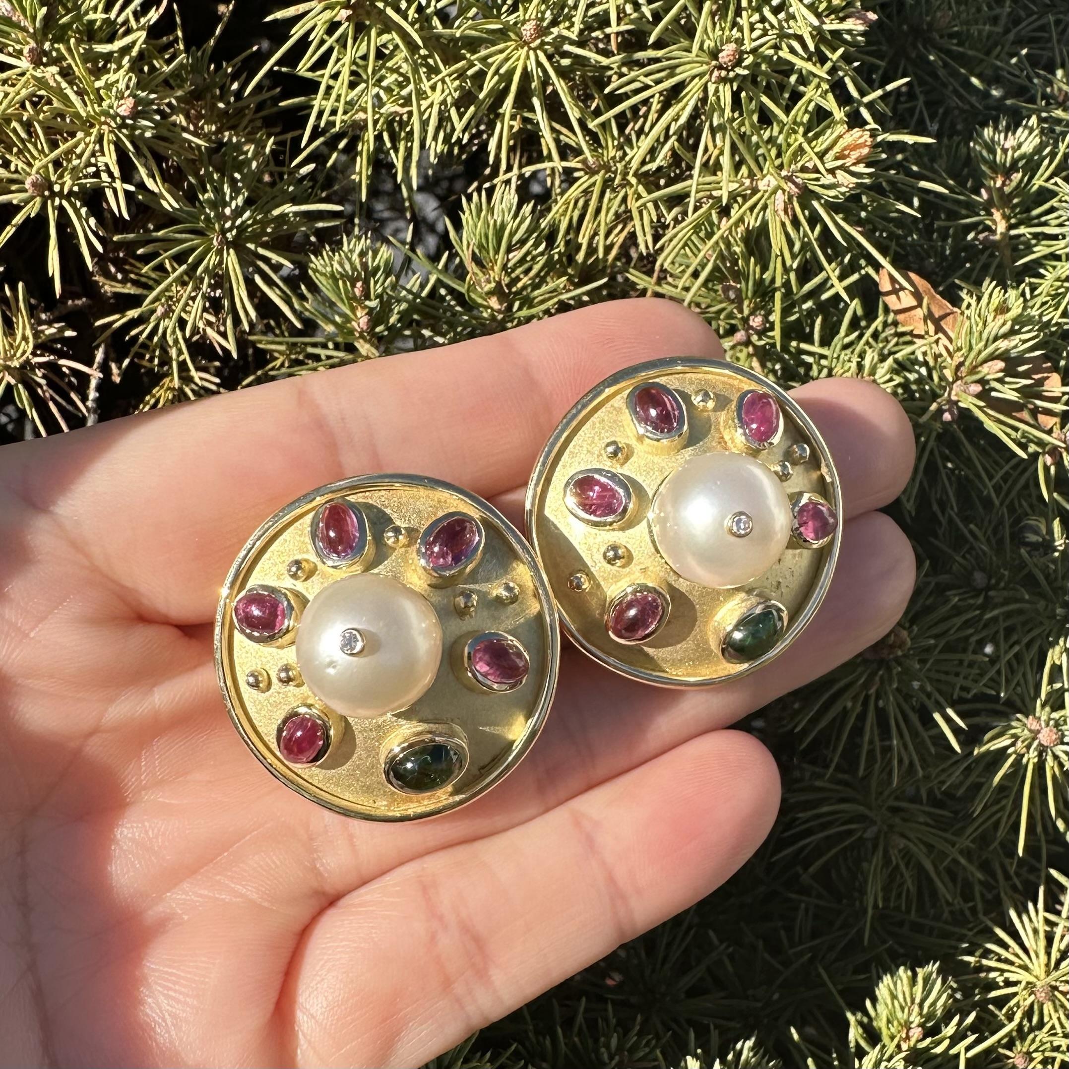 Denise Roberge Yellow Gold Pearl Tourmaline & Diamond Large Button Earrings in vendita 1