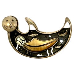Denise Wallace Vintage Female Sea Otter with Baby Pin (Loutre de mer femelle avec bébé)