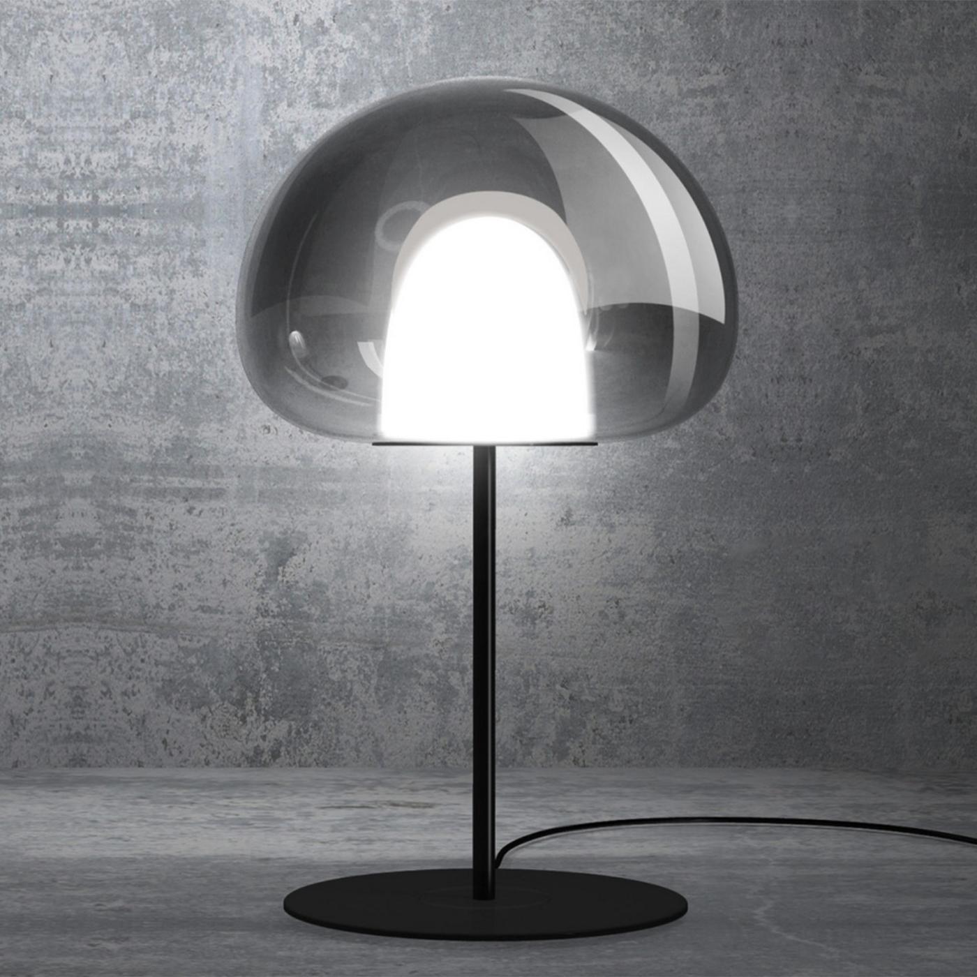 Table lamp denkan medium with painted iron base
in matte black finish and with blown glass shade.
With 1 source, LED 3,85 Watts (2700K, CRI>90, 640Lm).
Dimmer included.