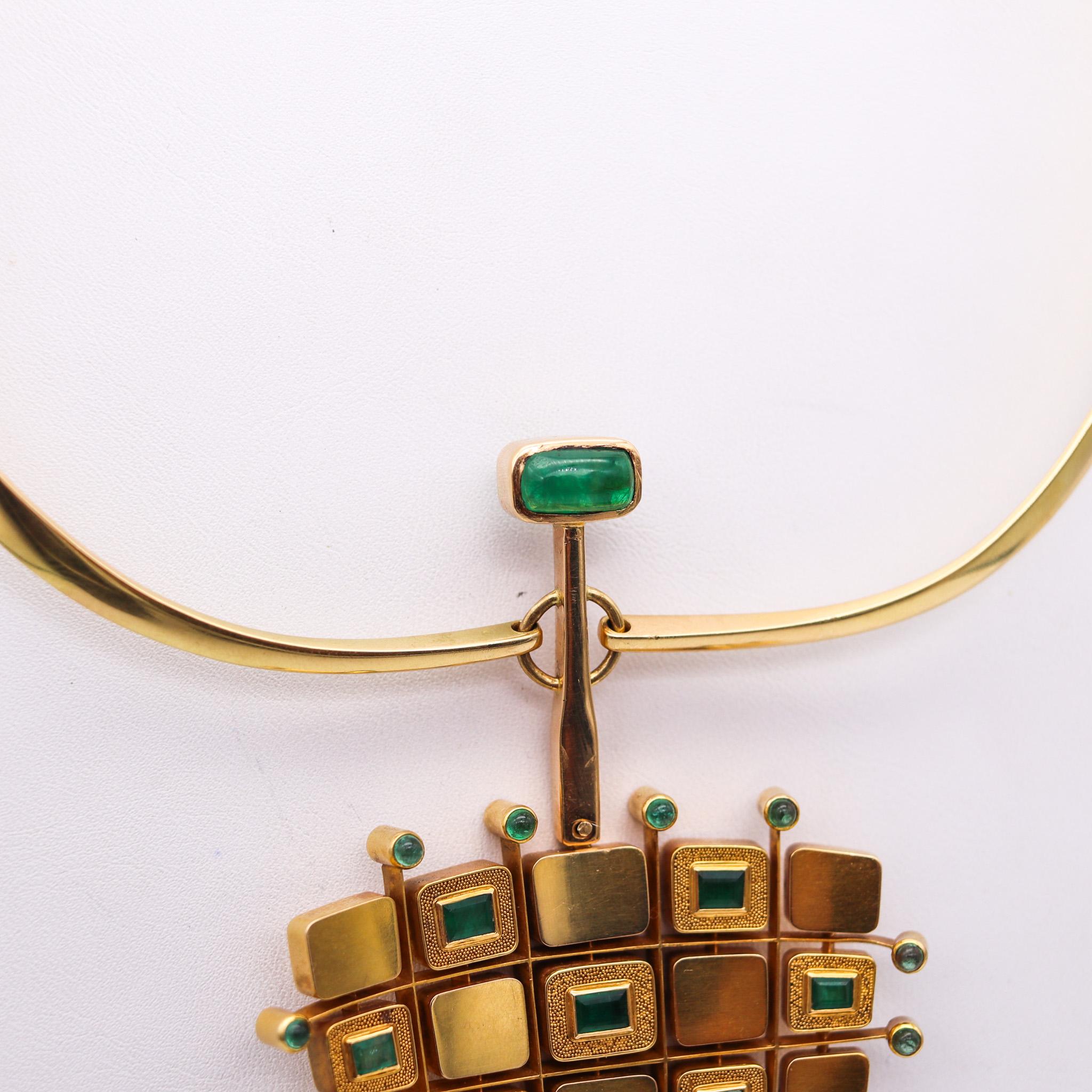 Cabochon Denmark 1970 Modernist Geometric Necklace In 18Kt Gold With 9.75 Ctw In Emeralds For Sale