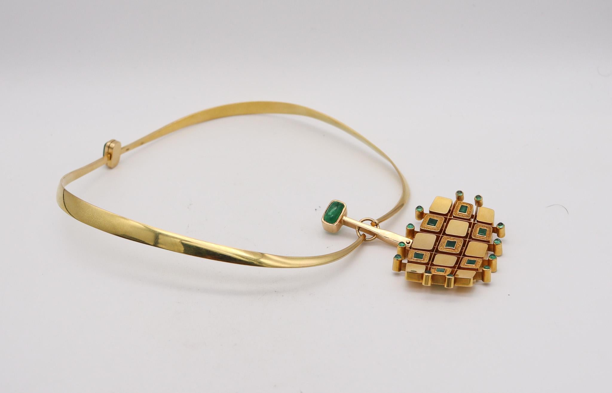 Women's Denmark 1970 Modernist Geometric Necklace In 18Kt Gold With 9.75 Ctw In Emeralds For Sale