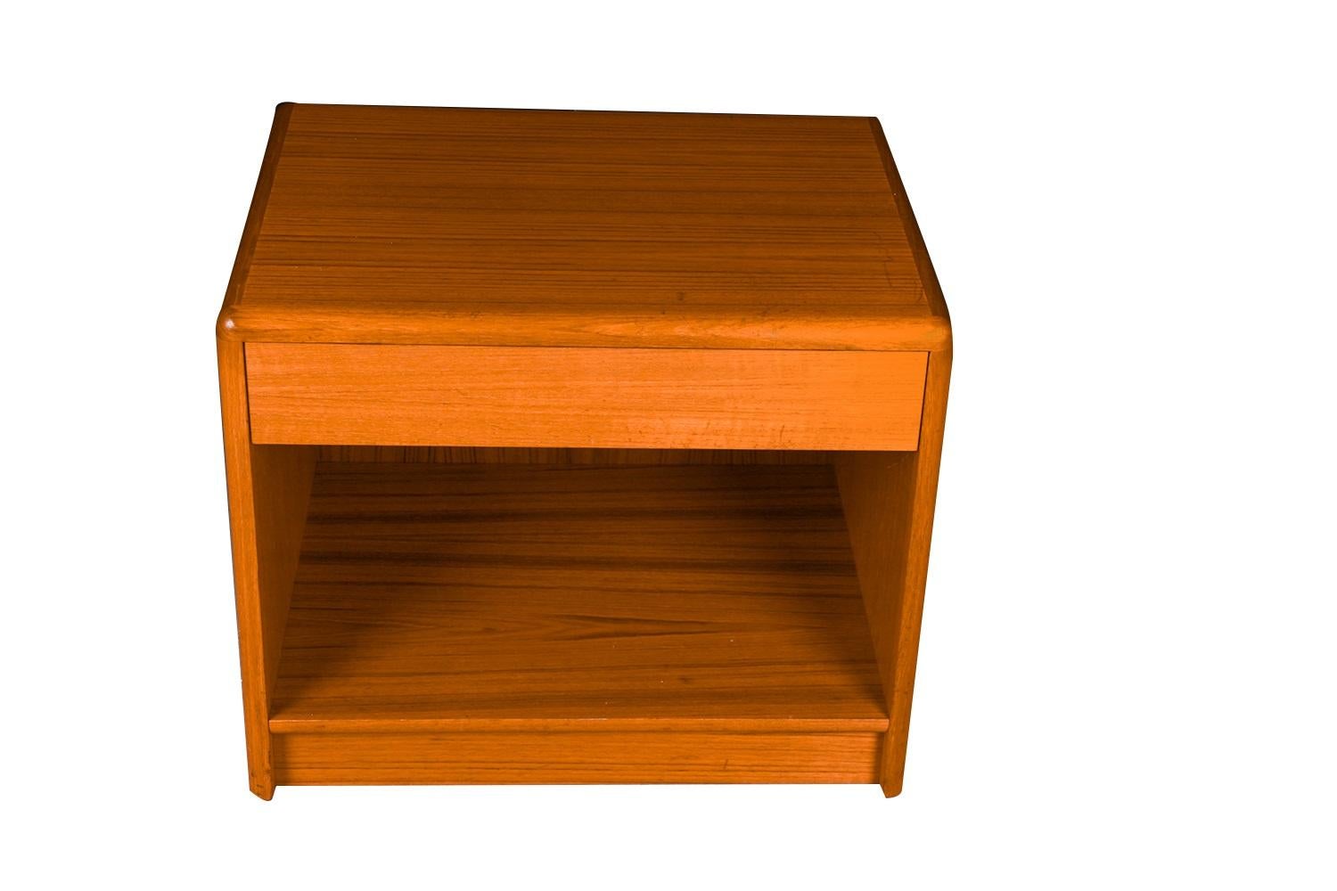 Denmark Mid Century Nightstand End Table For Sale 2