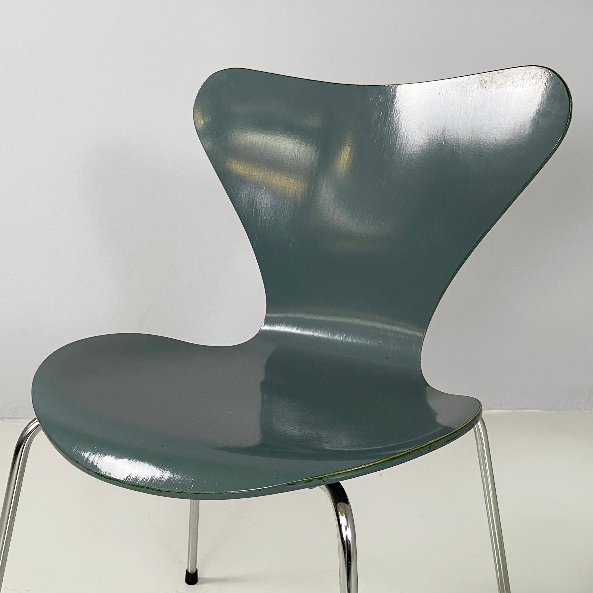 Late 20th Century Denmark modern Chair 3107 by Arne Jacobsen for Fritz Hansen, 1980 For Sale